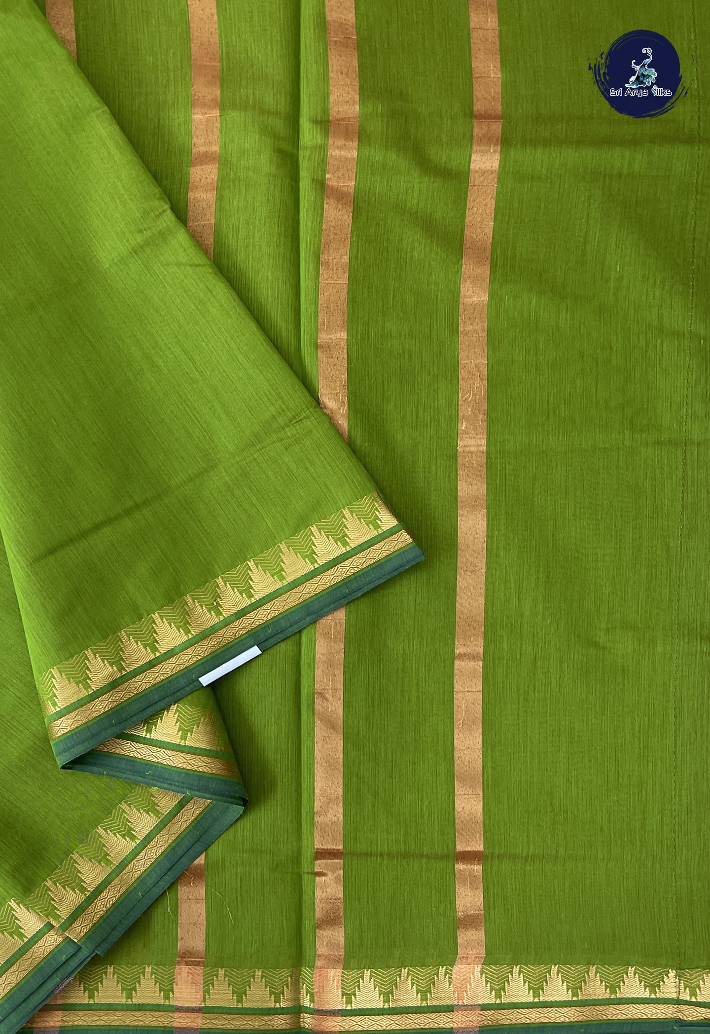 Light Green Madisar Semi Silk Cotton Saree With Plain Pattern