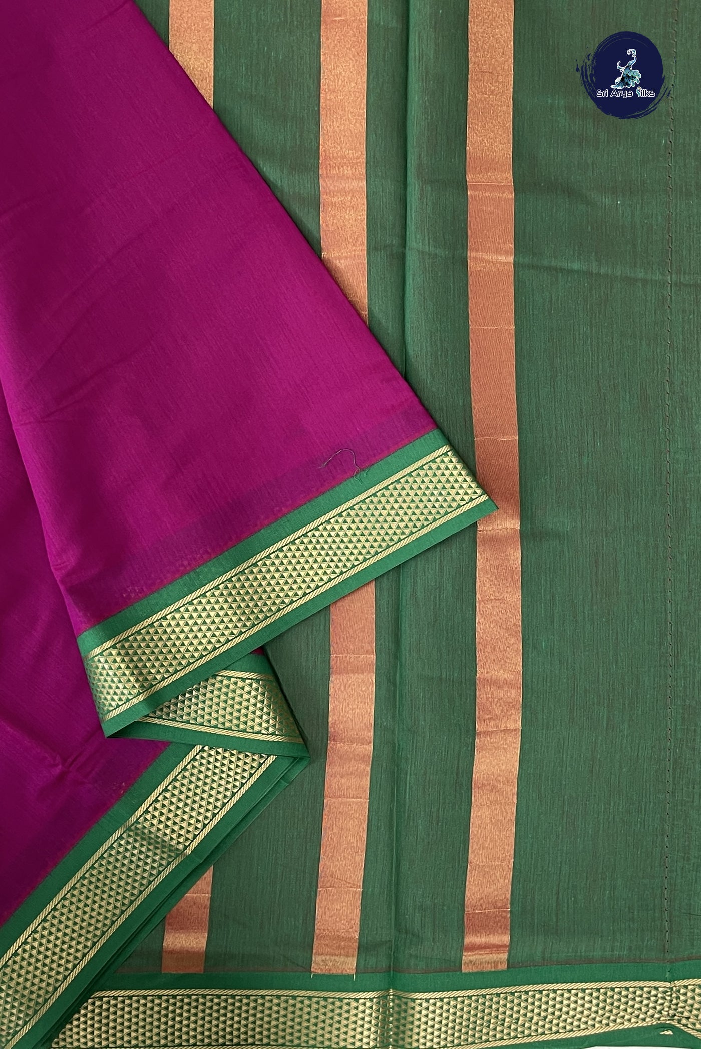 Vadamalli Madisar Semi Silk Cotton Saree With Plain Pattern