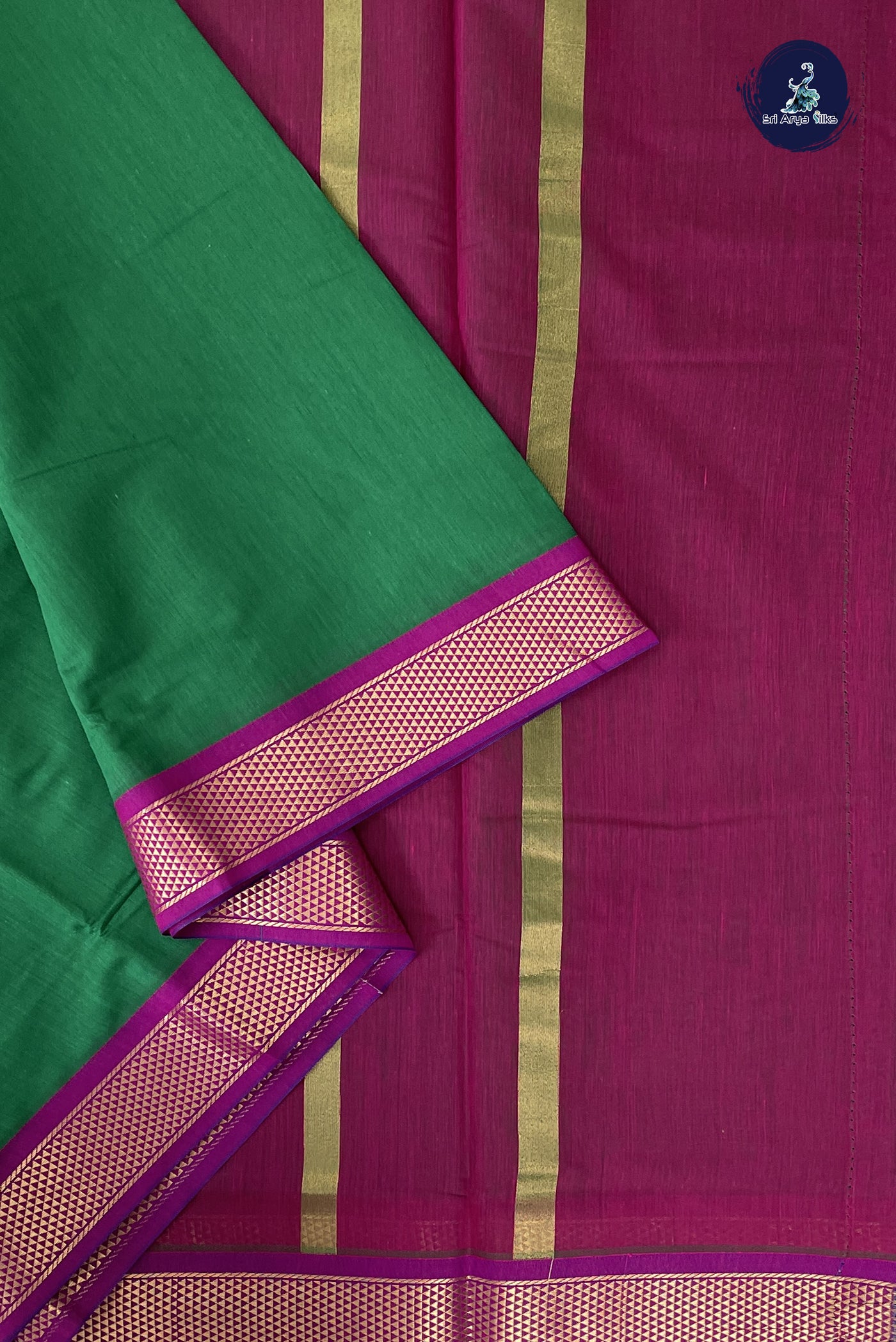 Dark Green Madisar Semi Silk Cotton Saree With Plain Pattern