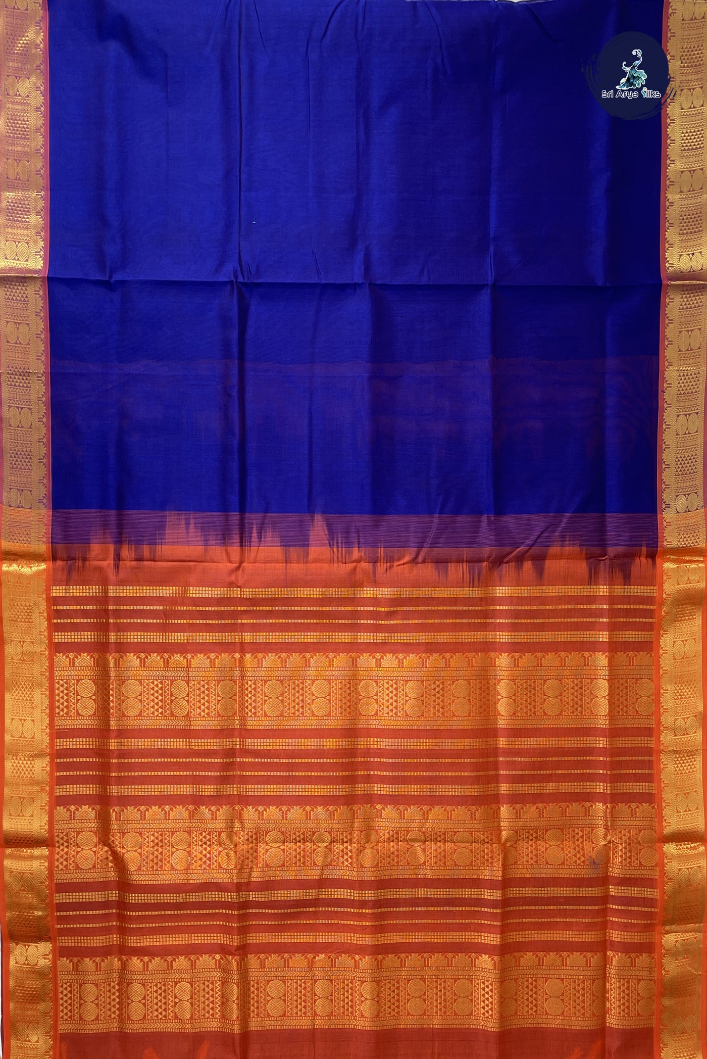 Royal Blue 10 Yards Silk Cotton Saree With Plain Pattern