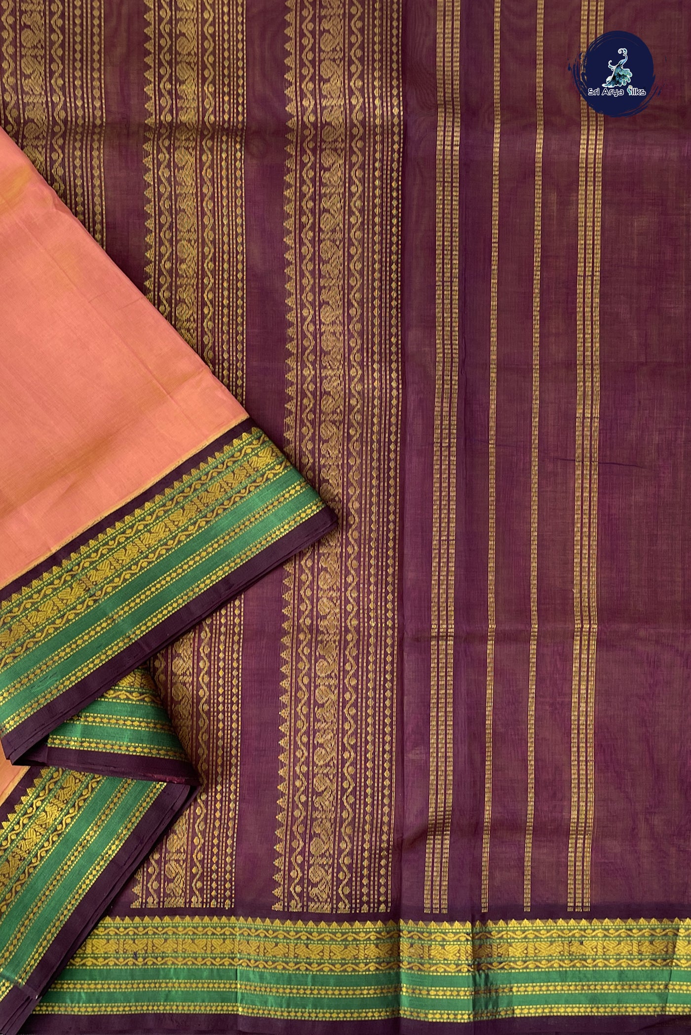 Dual Tone Pink 10 Yards Silk Cotton Saree With Plain Pattern