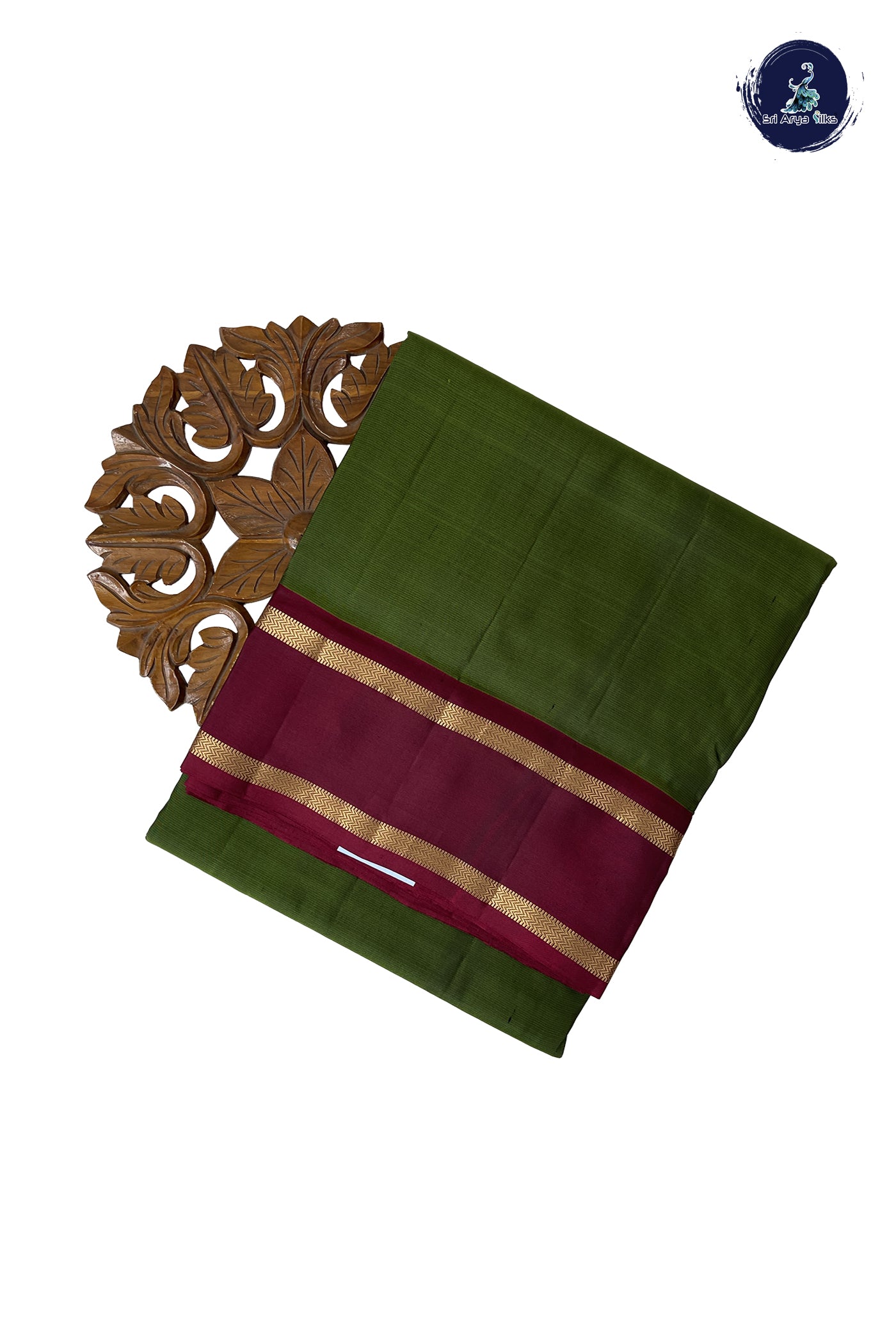 Green Madisar 10 Yards Silk Saree With Plain Pattern