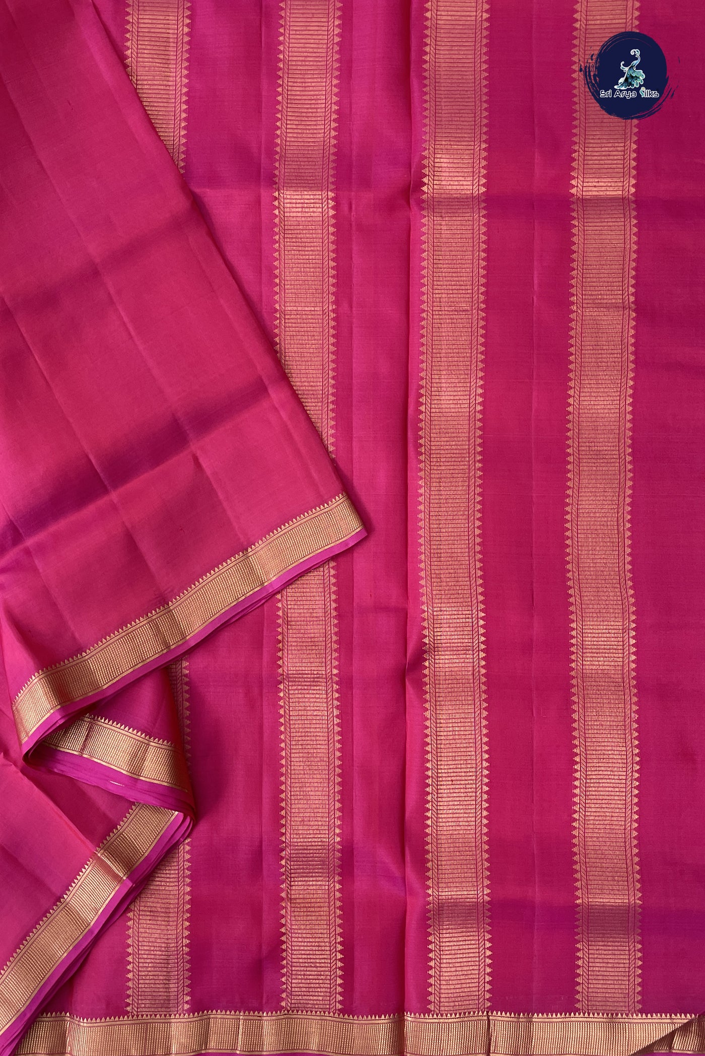 Pink Madisar 10 Yards Silk Saree With Plain Pattern