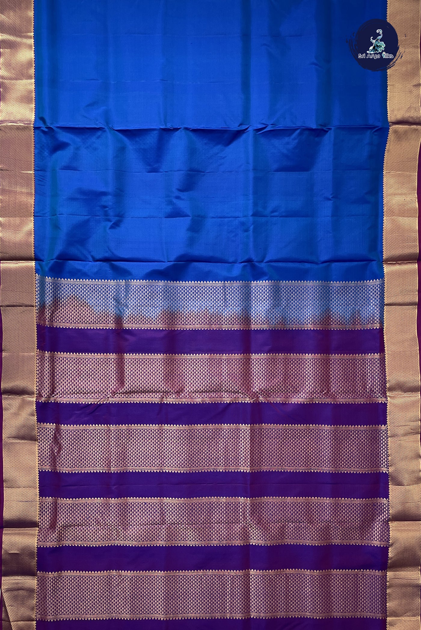 Peacock Blue Madisar 10 Yards Silk Saree With Plain Pattern