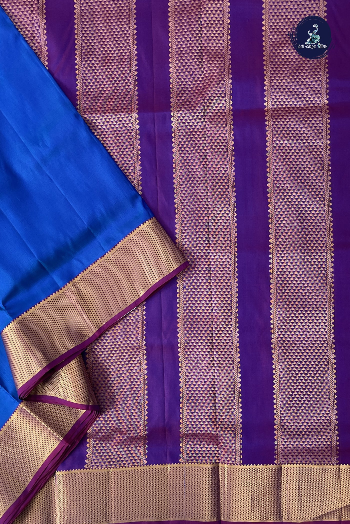 Peacock Blue Madisar 10 Yards Silk Saree With Plain Pattern