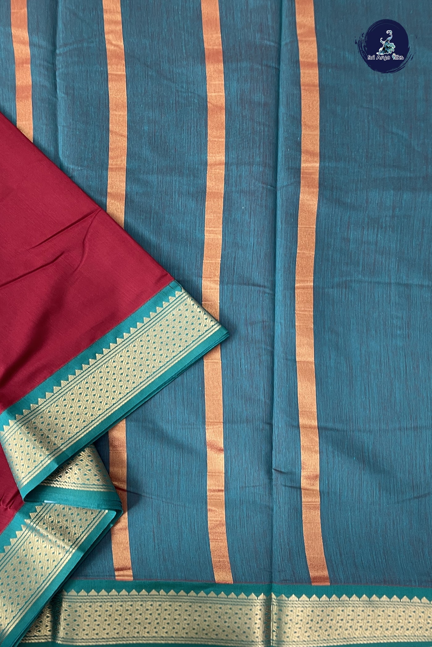Maroon Madisar Semi Silk Cotton Saree With Plain Pattern