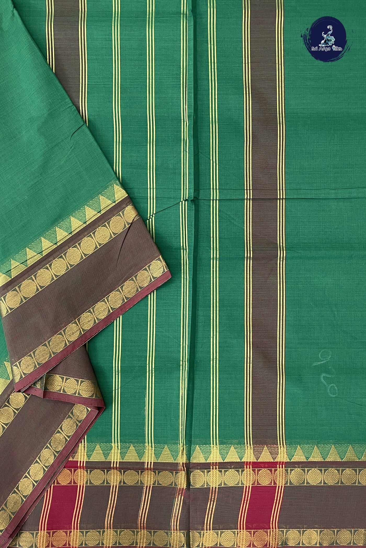 Dark Green 10 Yards Madisar Cotton Saree With Plain Pattern