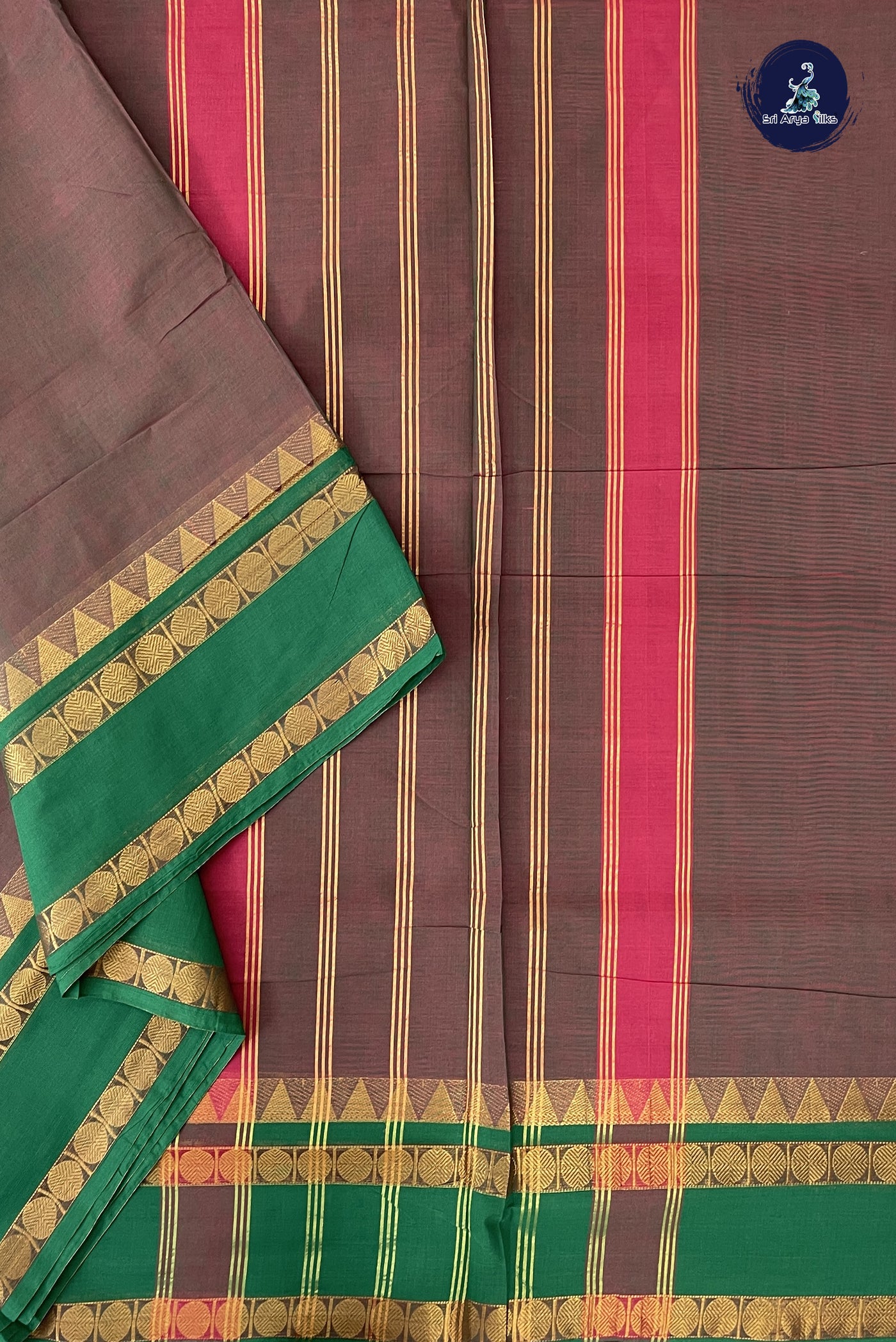 Manthulir 10 Yards Madisar Cotton Saree With Plain Pattern