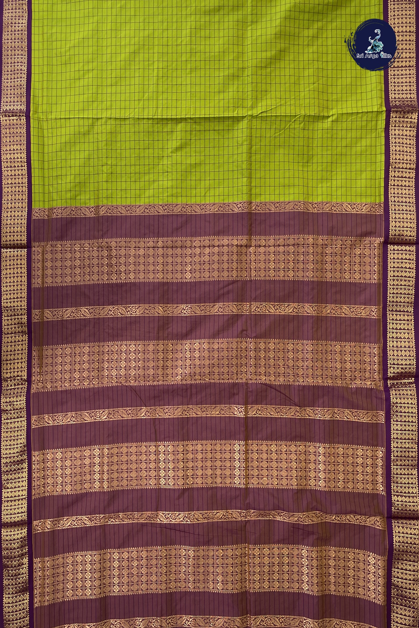 Green 10 Yards Semi Silk With Checked Pattern