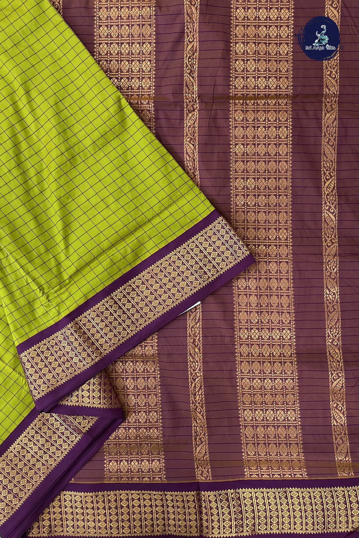 Green 10 Yards Semi Silk With Checked Pattern