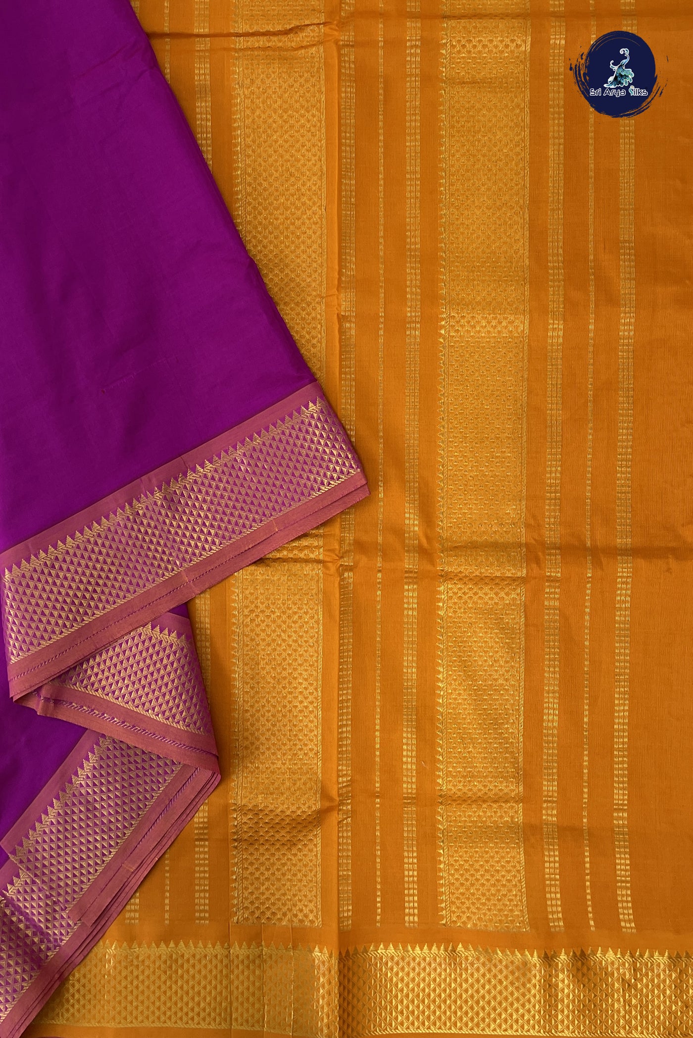 Vadamalli Madisar Semi Silk Cotton Saree With Plain Pattern