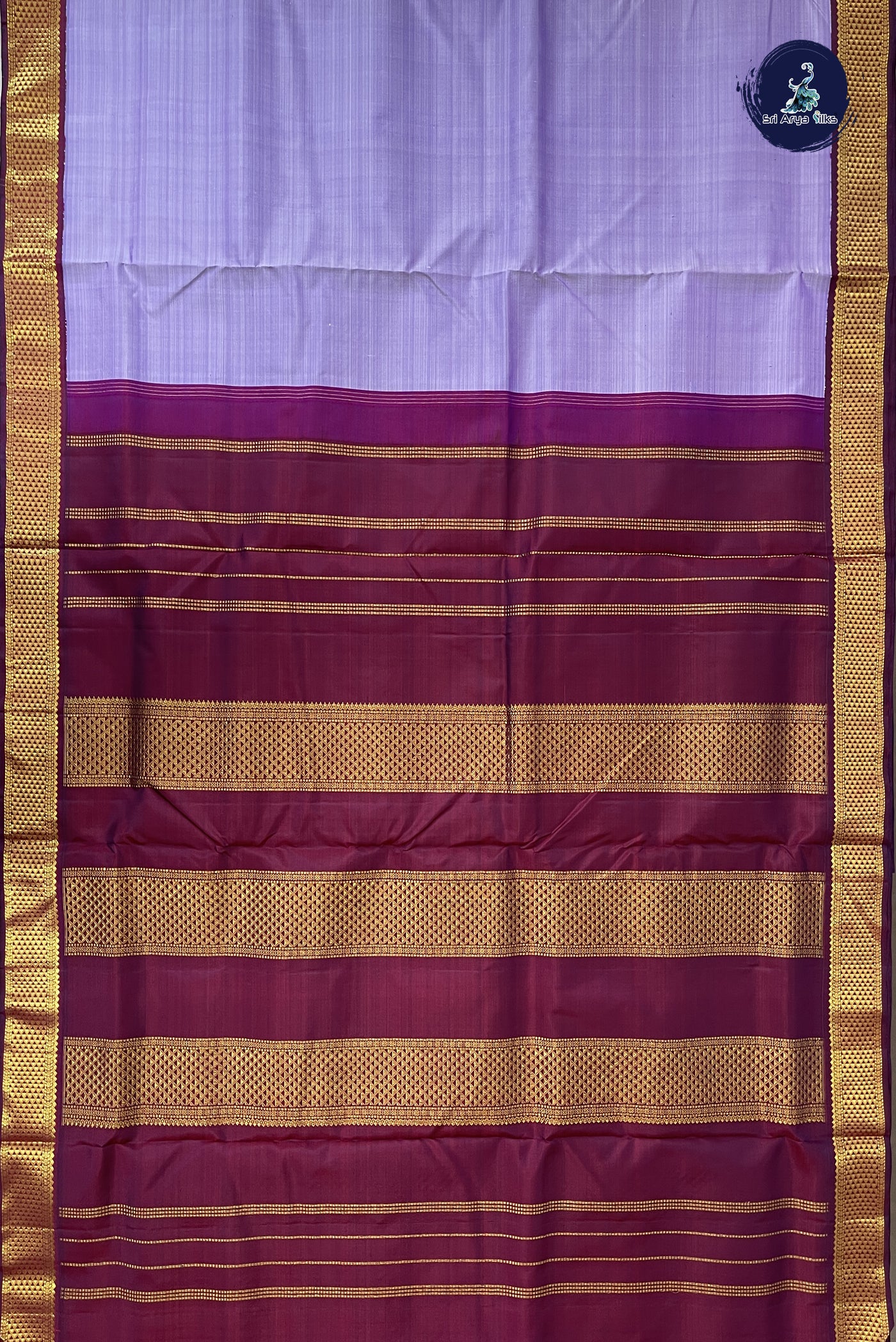 Lavender Madisar 10 Yards Silk Saree With Plain Pattern