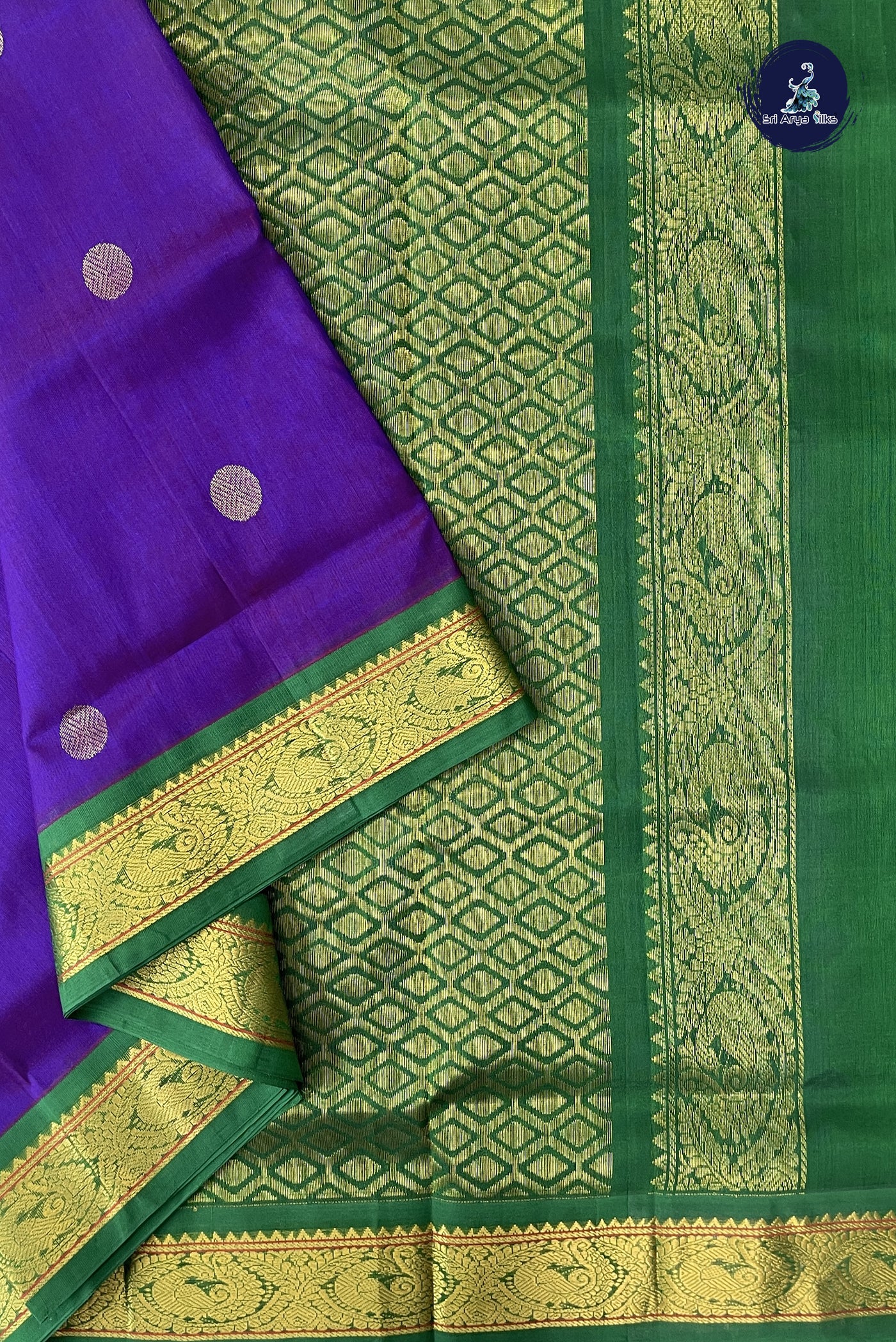 Dual Tone Purple 10 Yards Silk Cotton Saree With Zari Buttas Pattern