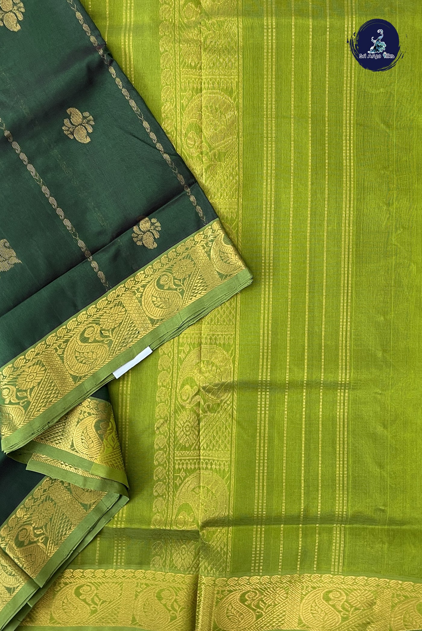Green 10 Yards Silk Cotton Saree With Stripes Pattern