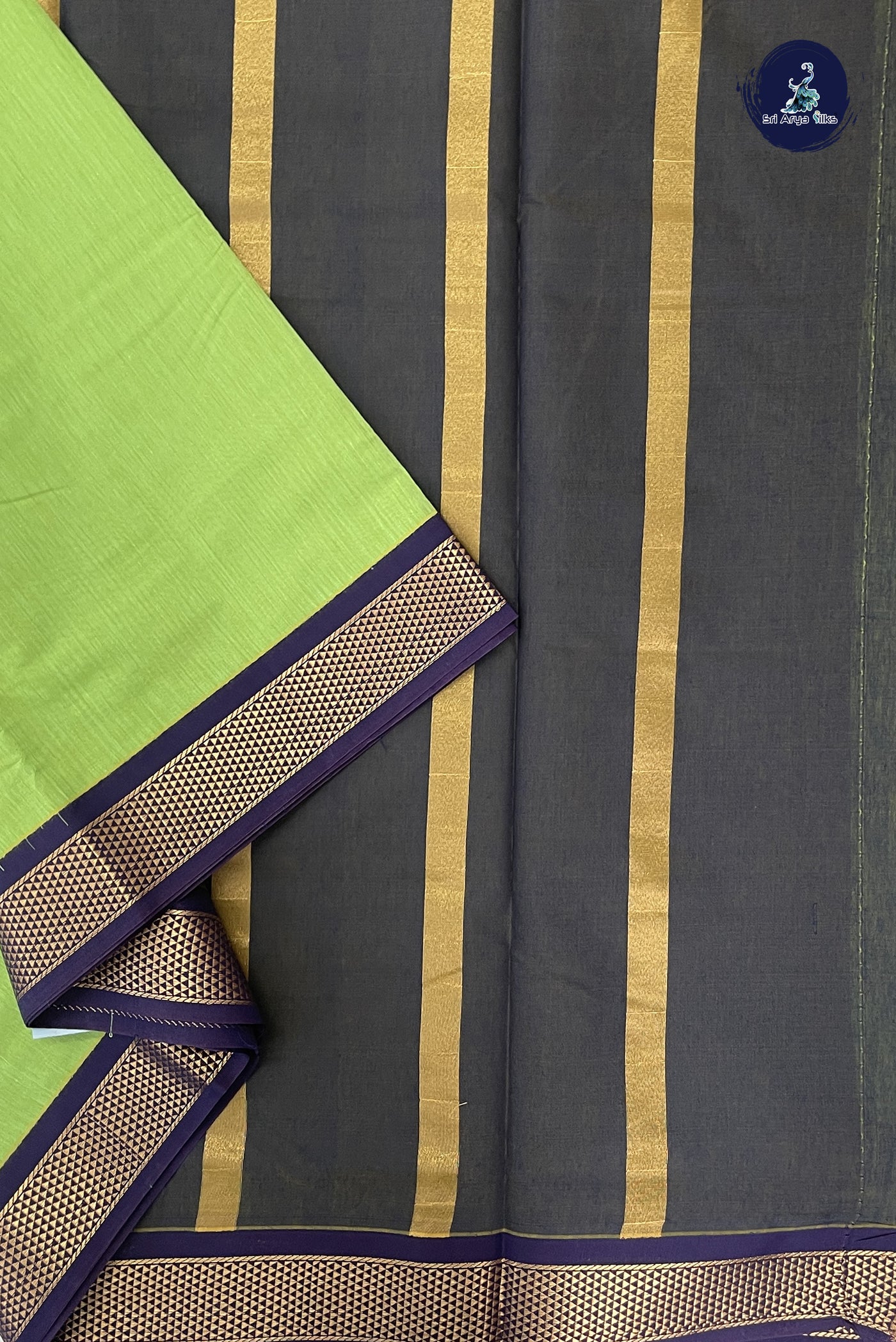 Light Green Madisar Semi Silk Cotton Saree With Plain Pattern