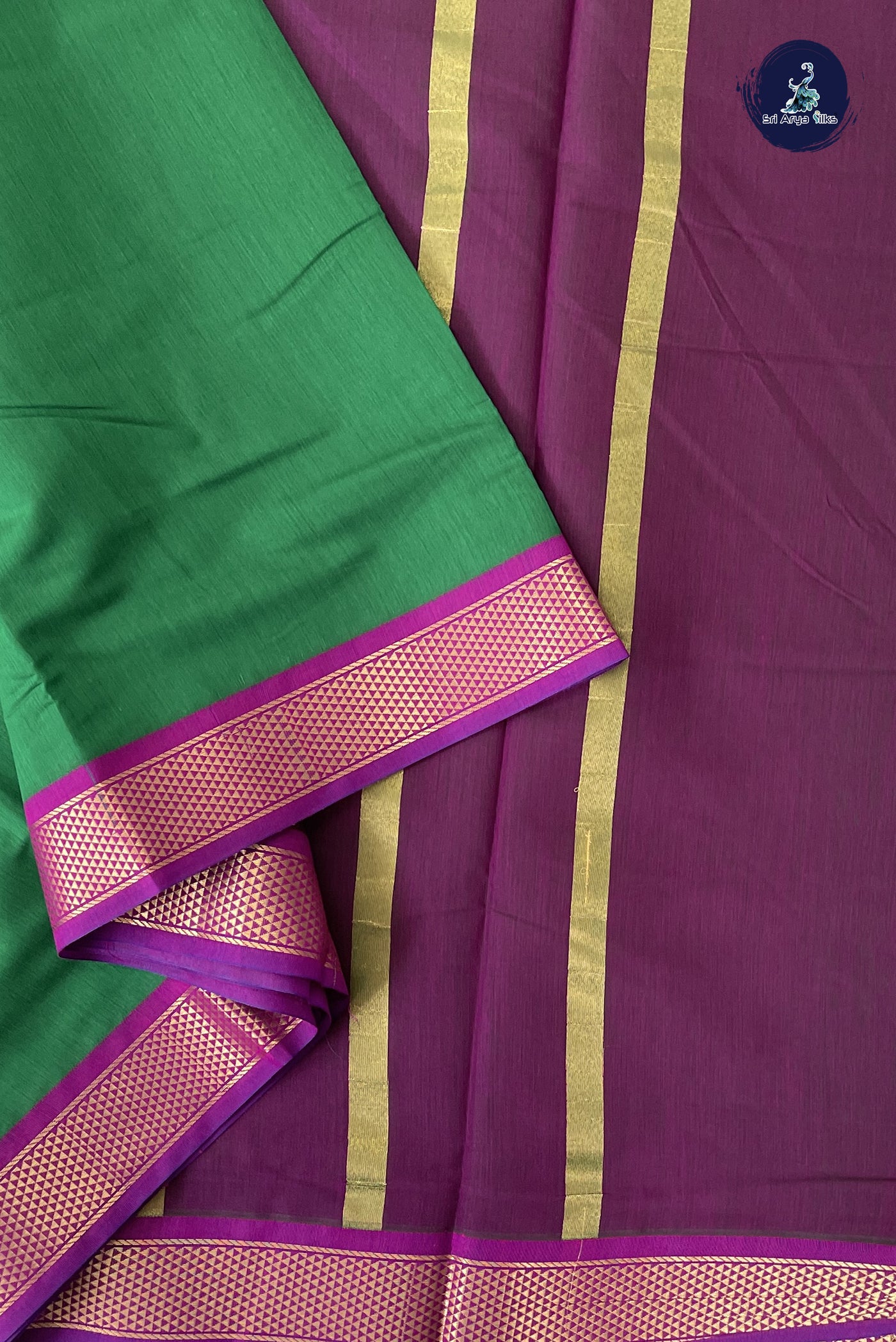 Dark Green Madisar Semi Silk Cotton Saree With Plain Pattern