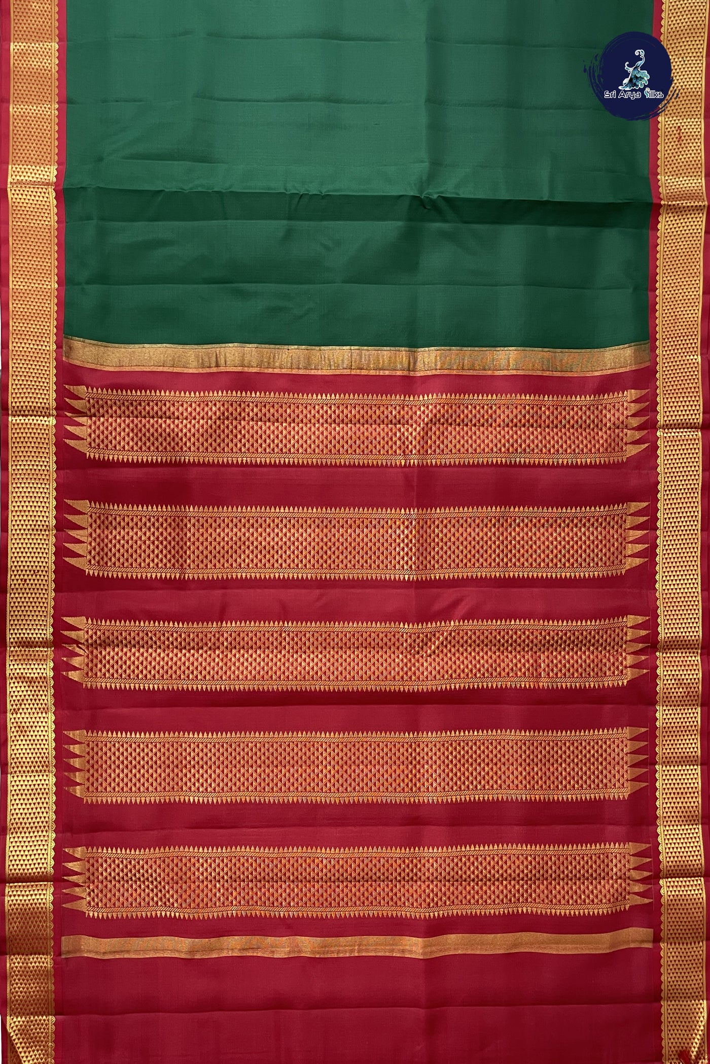 Bottle Green Madisar 10 Yards Silk Saree With Plain Pattern