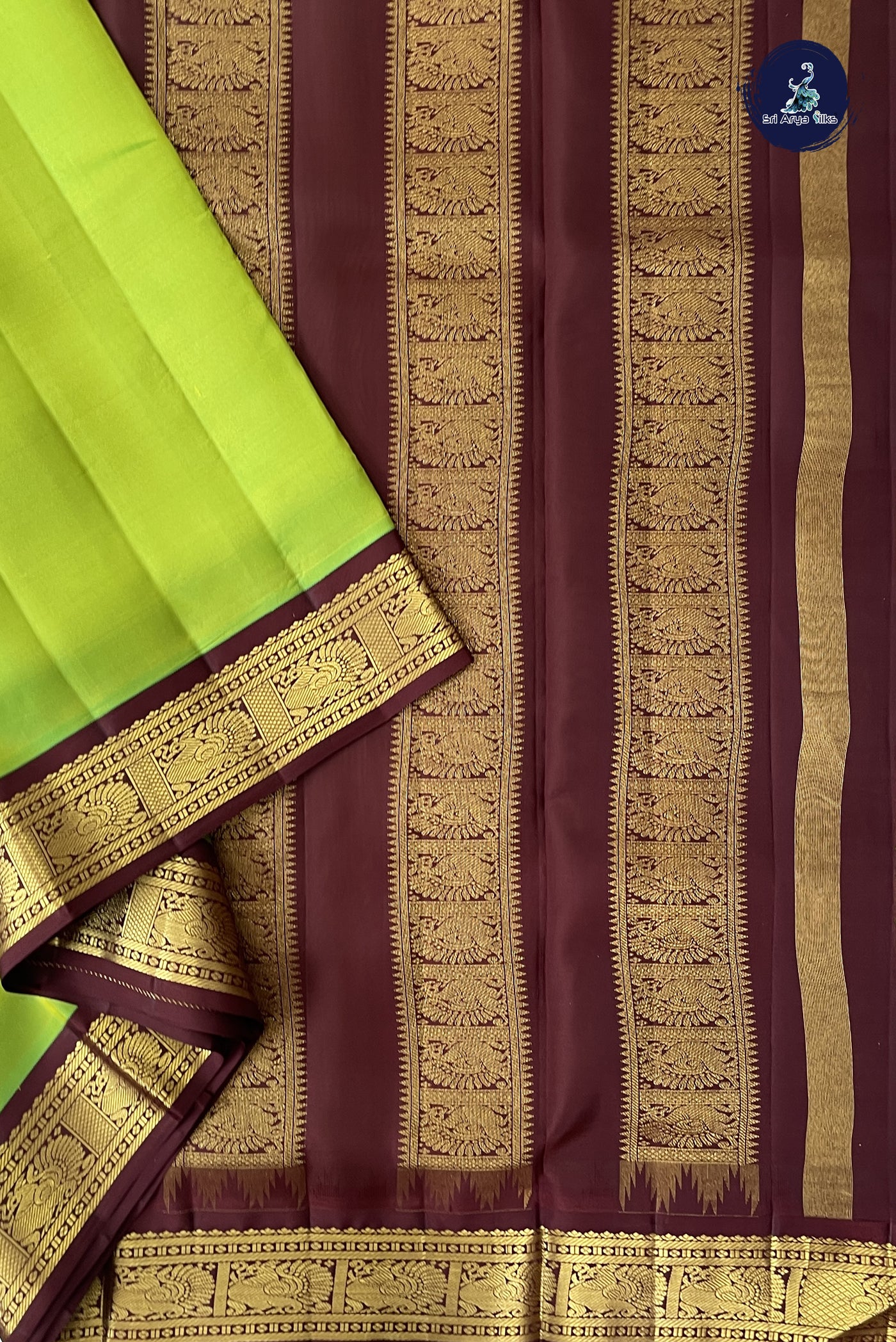 Lime Green Madisar 10 Yards Silk Saree With Plain Pattern