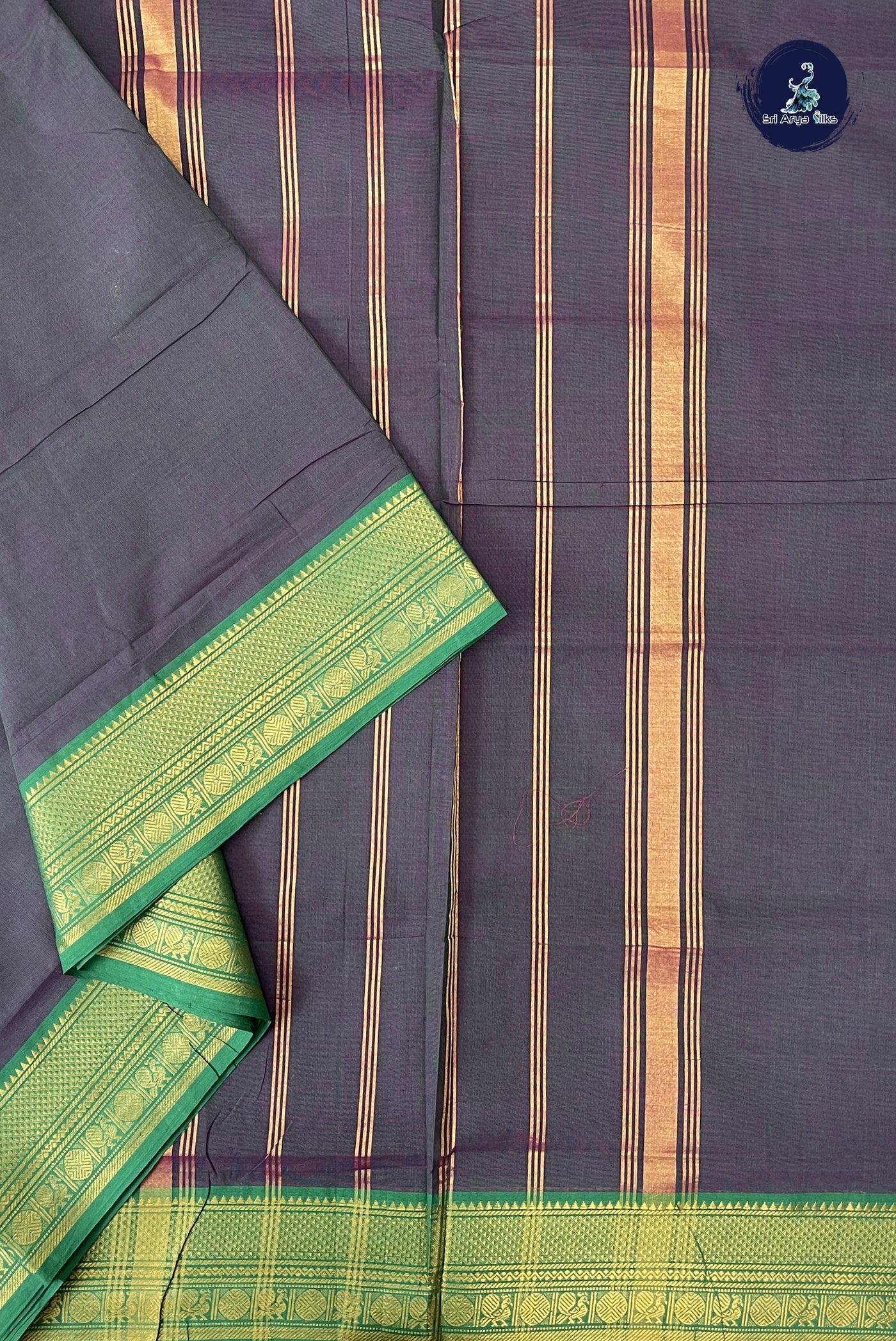 Dual Tone Green 10 Yards Madisar Cotton Saree With Plain Pattern