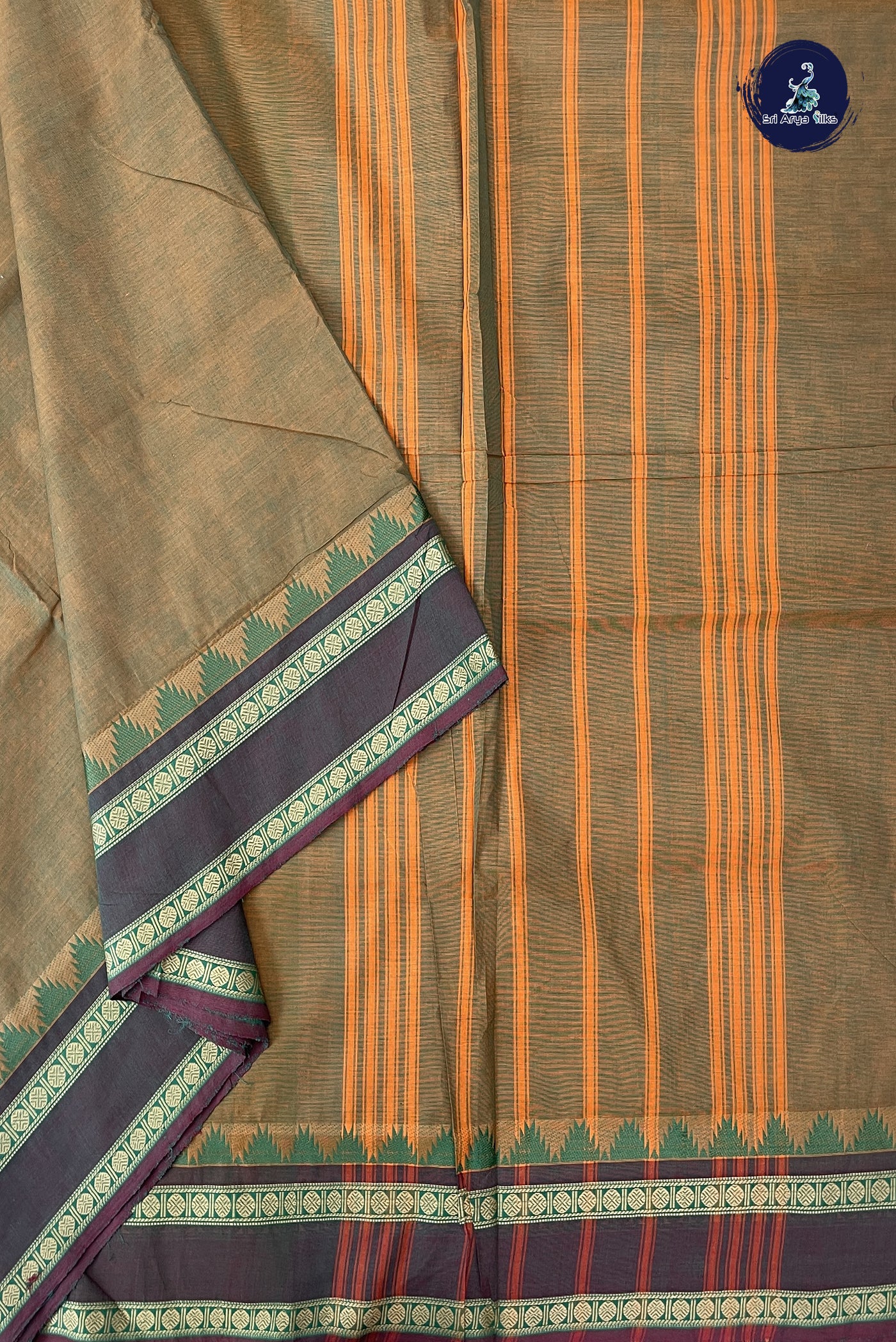 Yellowish Green 10 Yards Madisar Cotton Saree With Plain Pattern