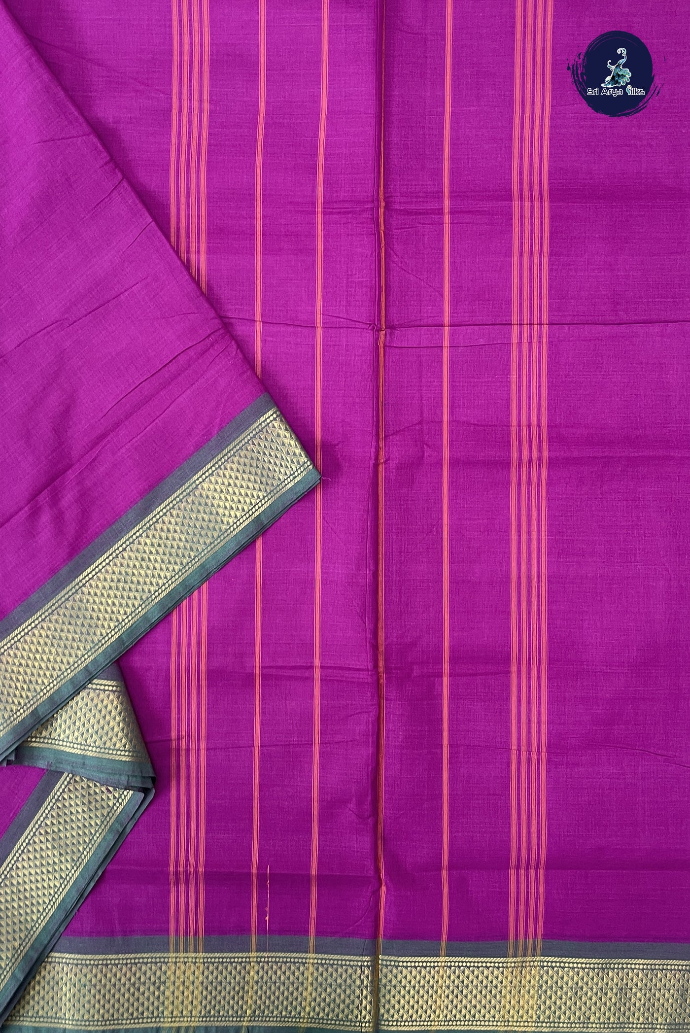 Vadamalli 10 Yards Madisar Cotton Saree With Plain Pattern