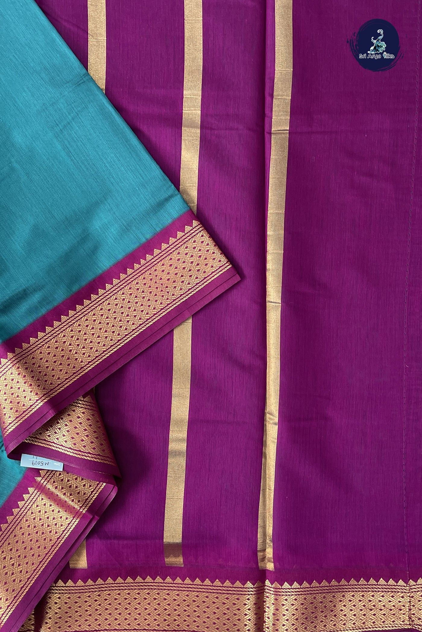 Sapphire Green Madisar Semi Silk Cotton Saree With Plain Pattern