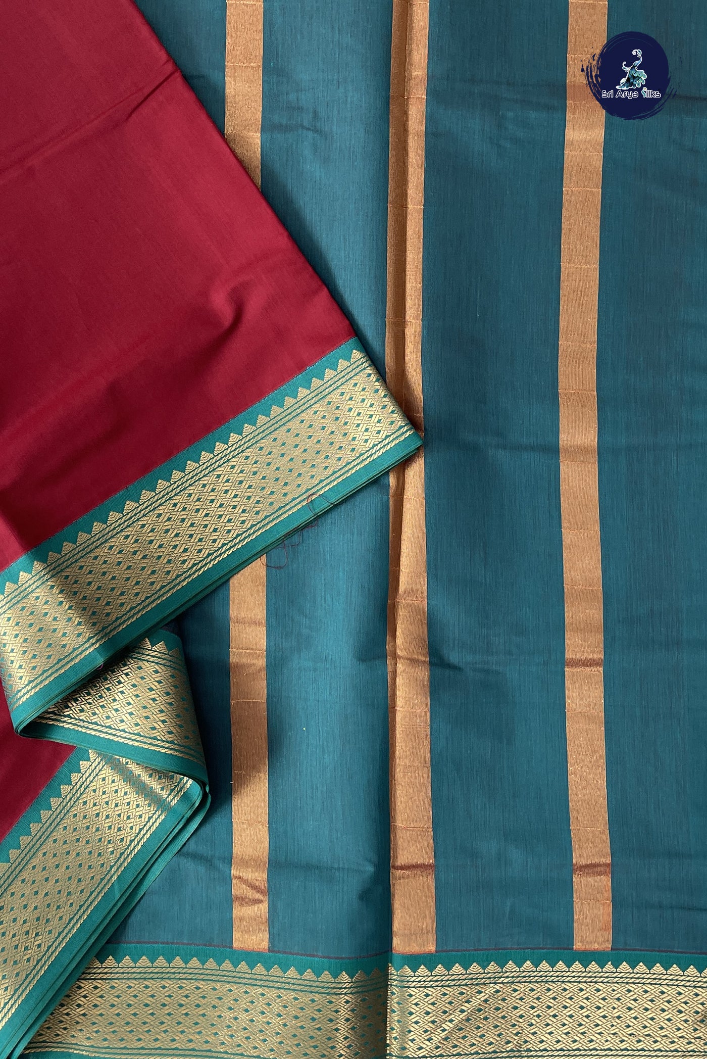 Maroon Madisar Semi Silk Cotton Saree With Plain Pattern