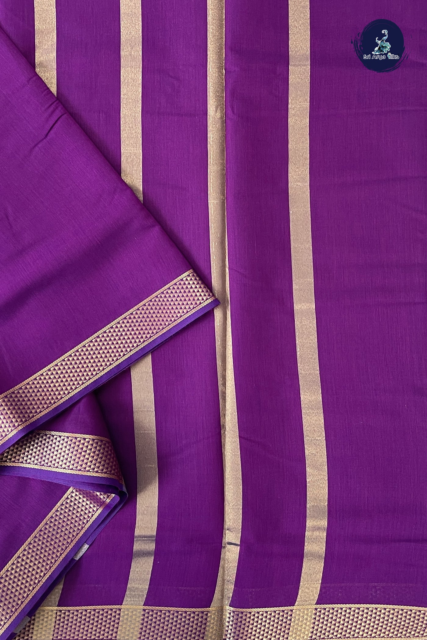 Dark Brinjal Madisar Semi Silk Cotton Saree With Plain Pattern