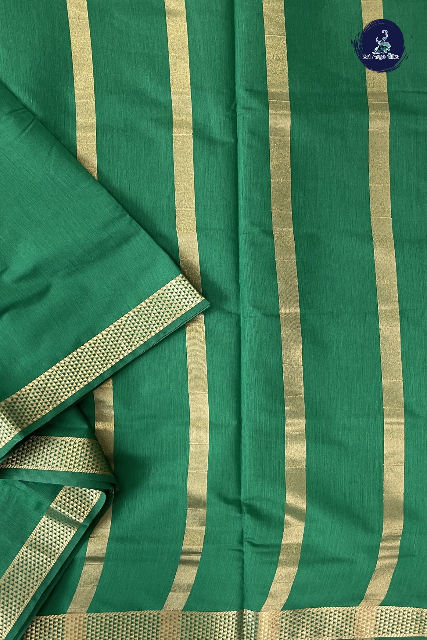 Green Madisar Semi Silk Cotton Saree With Plain Pattern