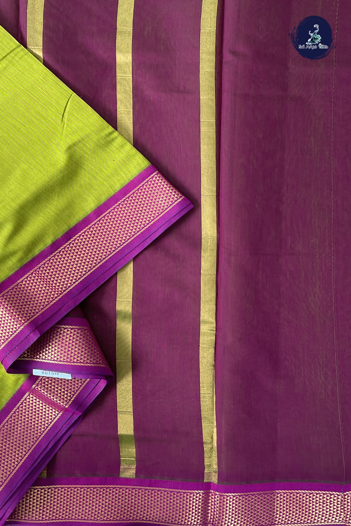Green Madisar Semi Silk Cotton Saree With Plain Pattern