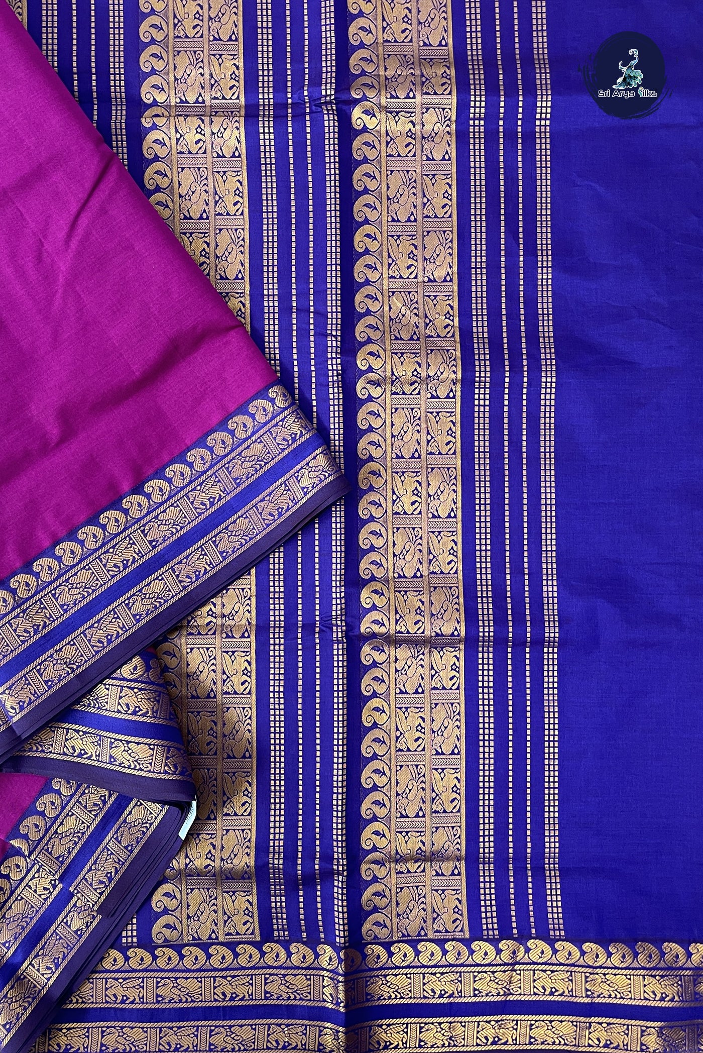 Vadamalli Madisar Semi Silk Cotton Saree With Plain Pattern
