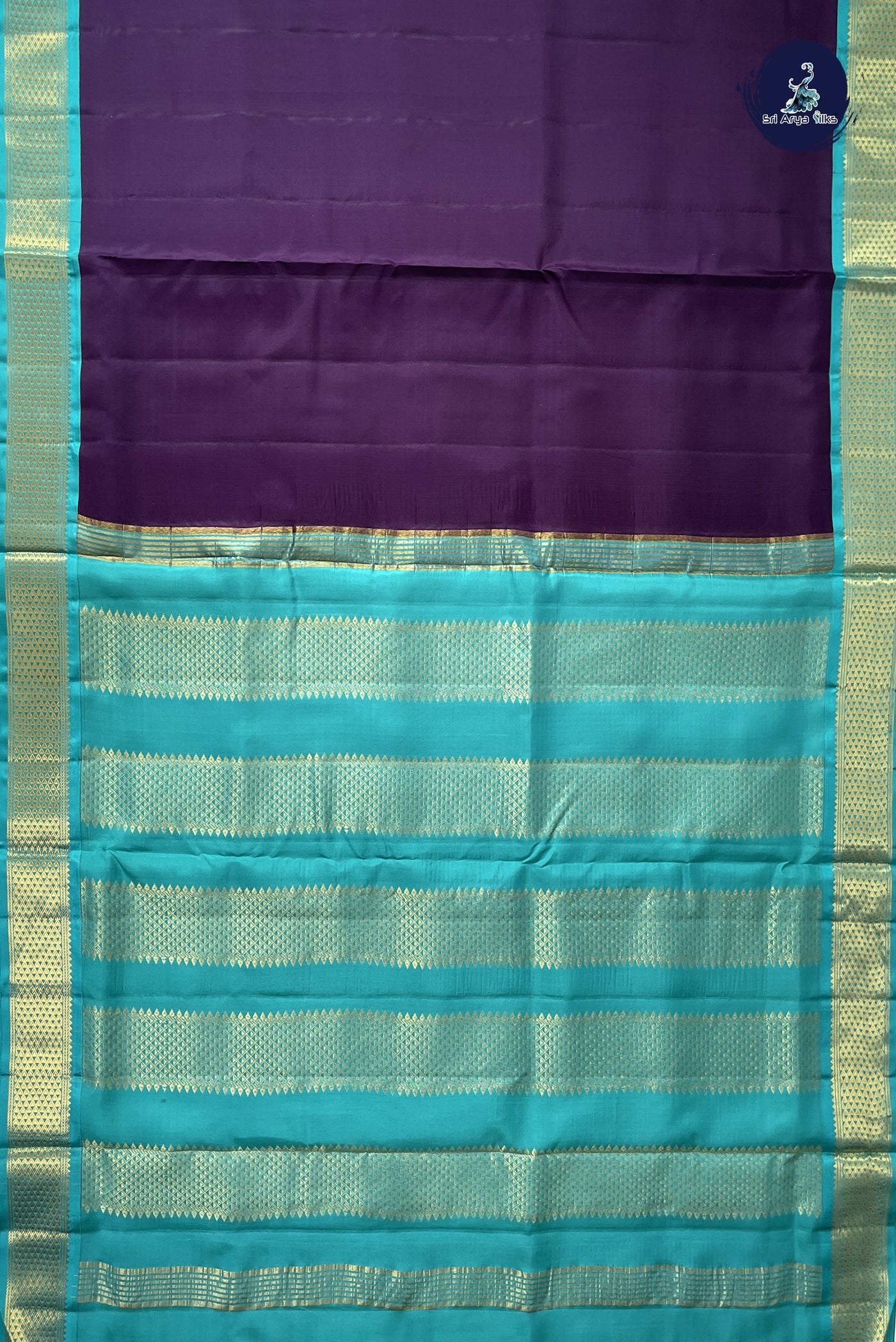 Jamun Madisar 10 Yards Silk Saree With Plain Pattern
