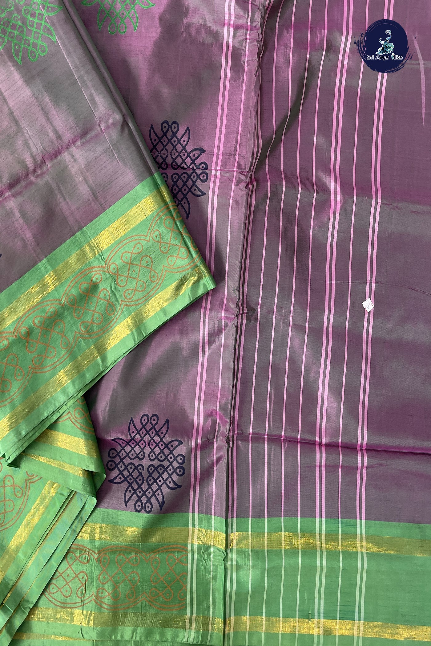 Dual Tone Pink Vaazhainaar Pattu Madisar Silk Saree With Printed Pattern
