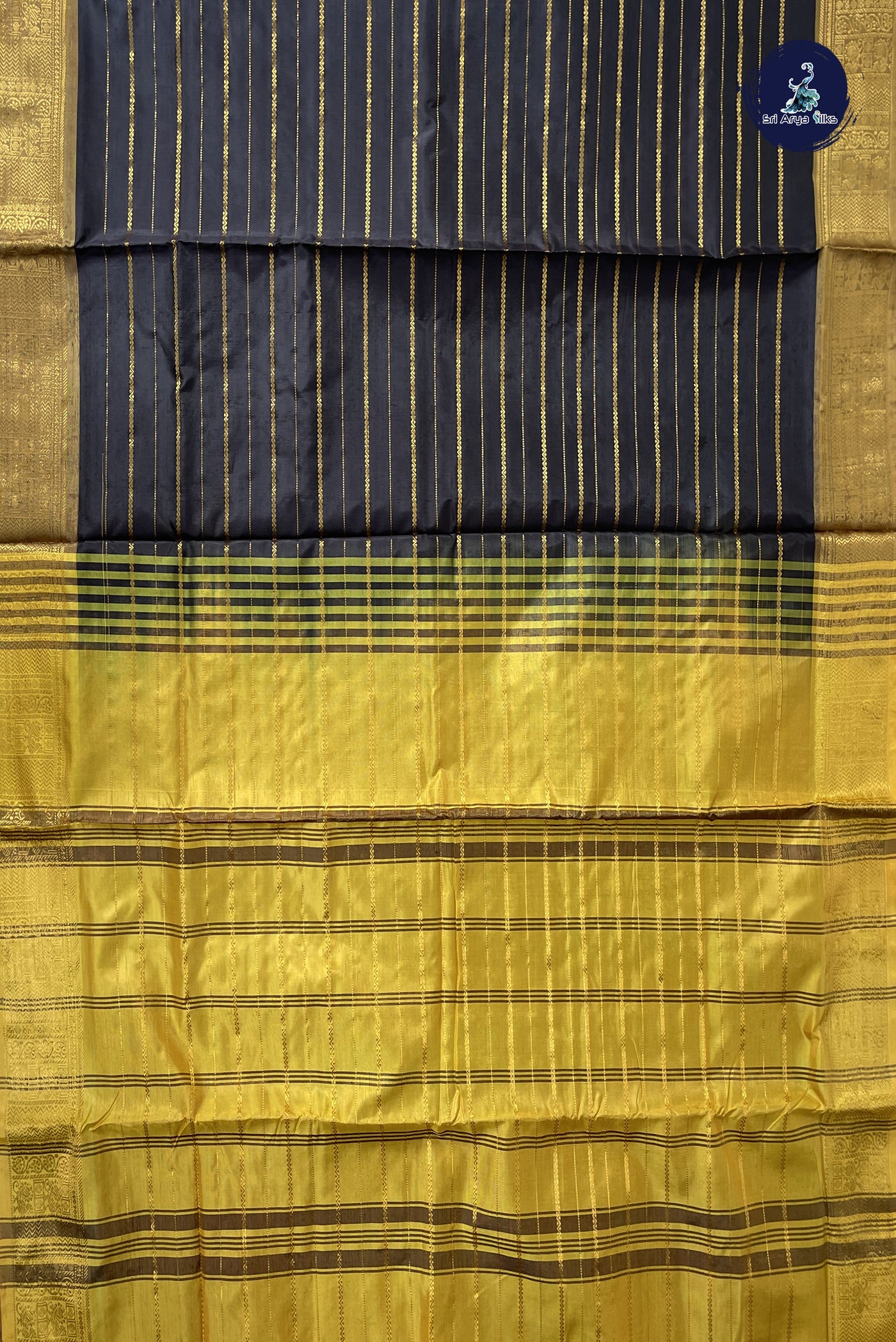 Brown Vaazhainaar Pattu Madisar Silk Saree With Veldhari Stripes Pattern