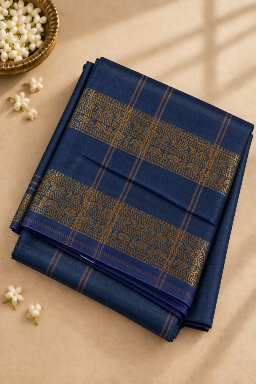 Peach Vaazhainaar Pattu Madisar Silk Saree With Buttas Pattern