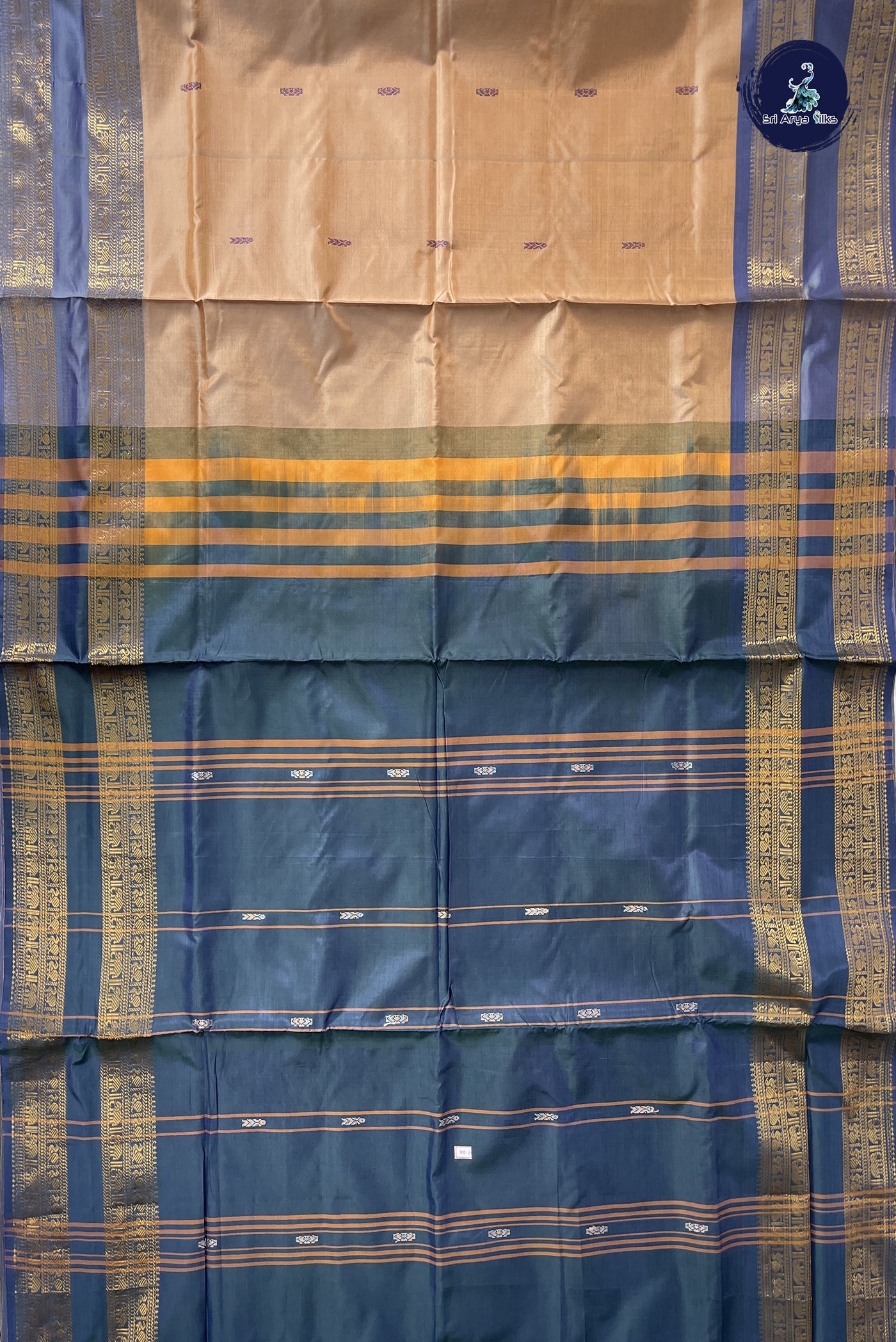 Peach Vaazhainaar Pattu Madisar Silk Saree With Buttas Pattern