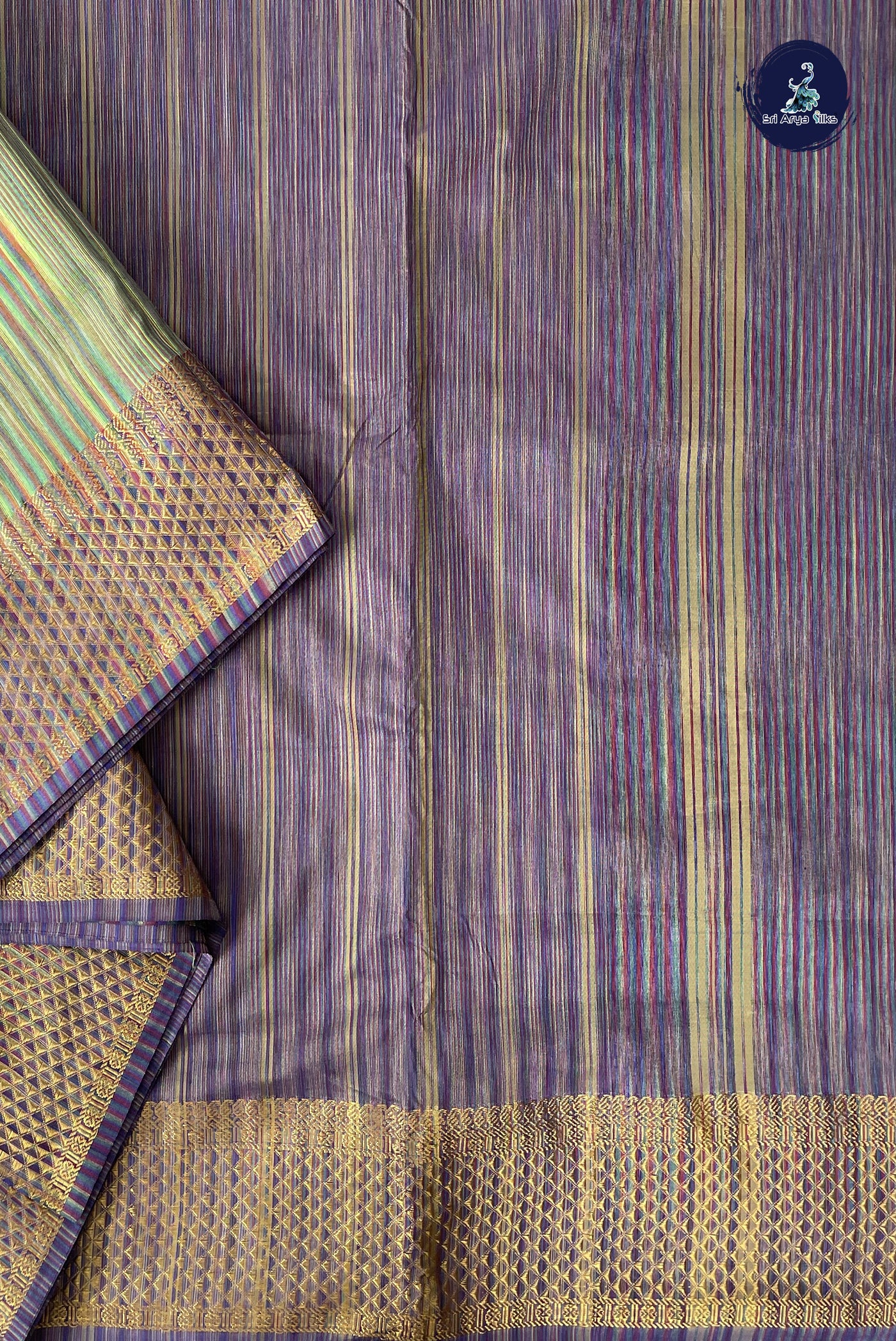Green Vaazhainaar Pattu Madisar Silk Saree With Stripes Pattern