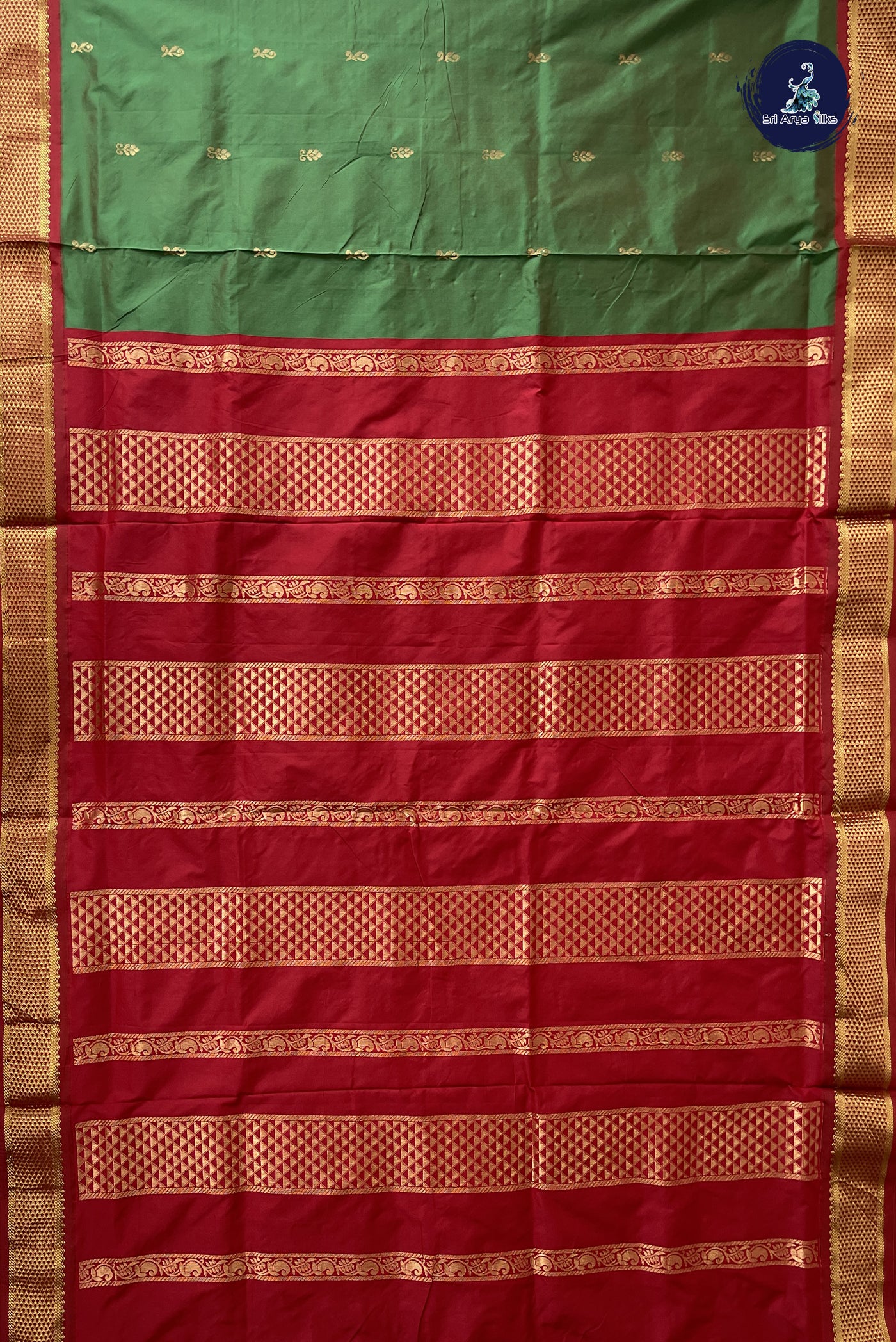 Dual Tone Green Madisar Semi Silk Saree With Zari Buttas Pattern
