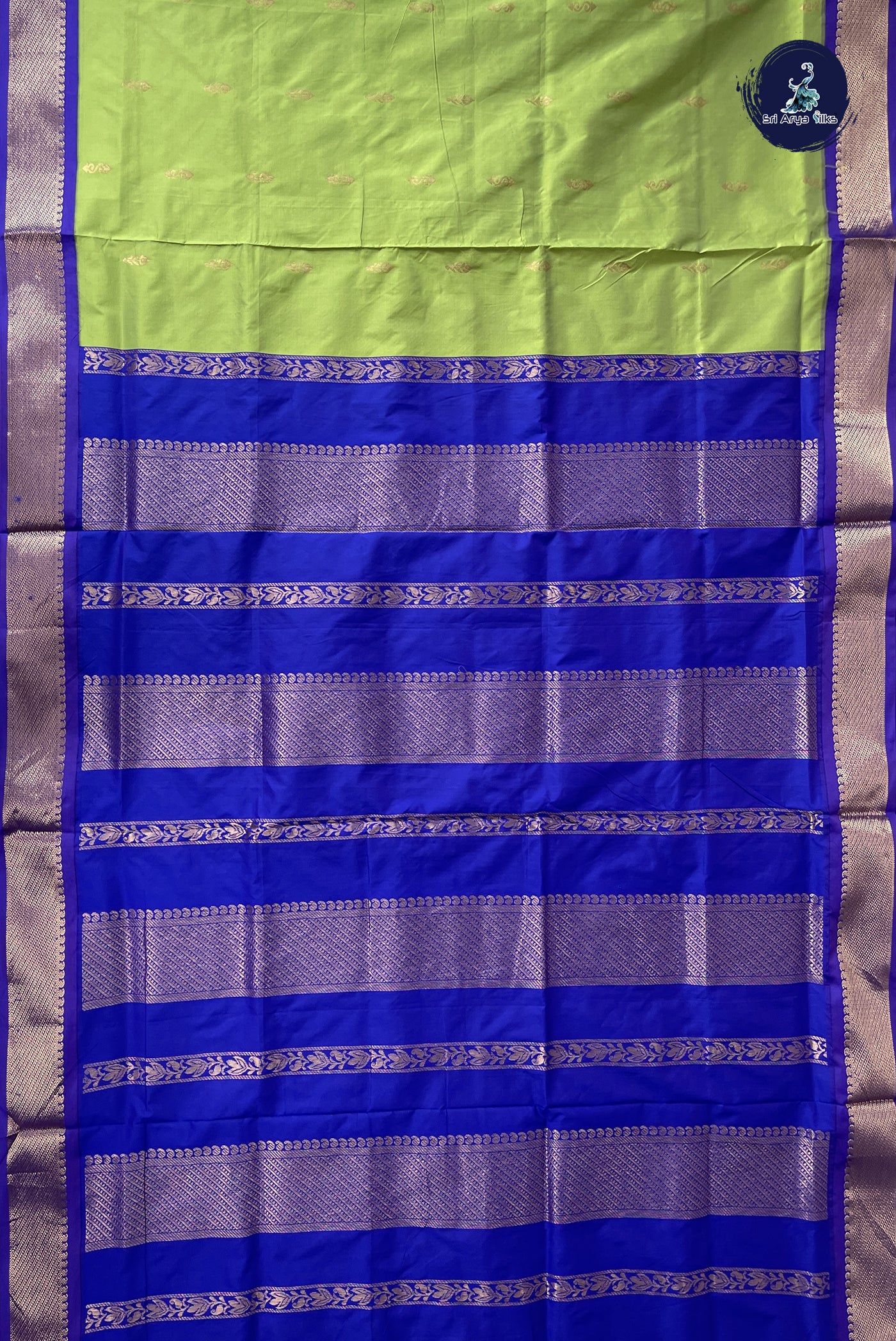 Green Madisar Semi Silk Saree With Zari Buttas Pattern