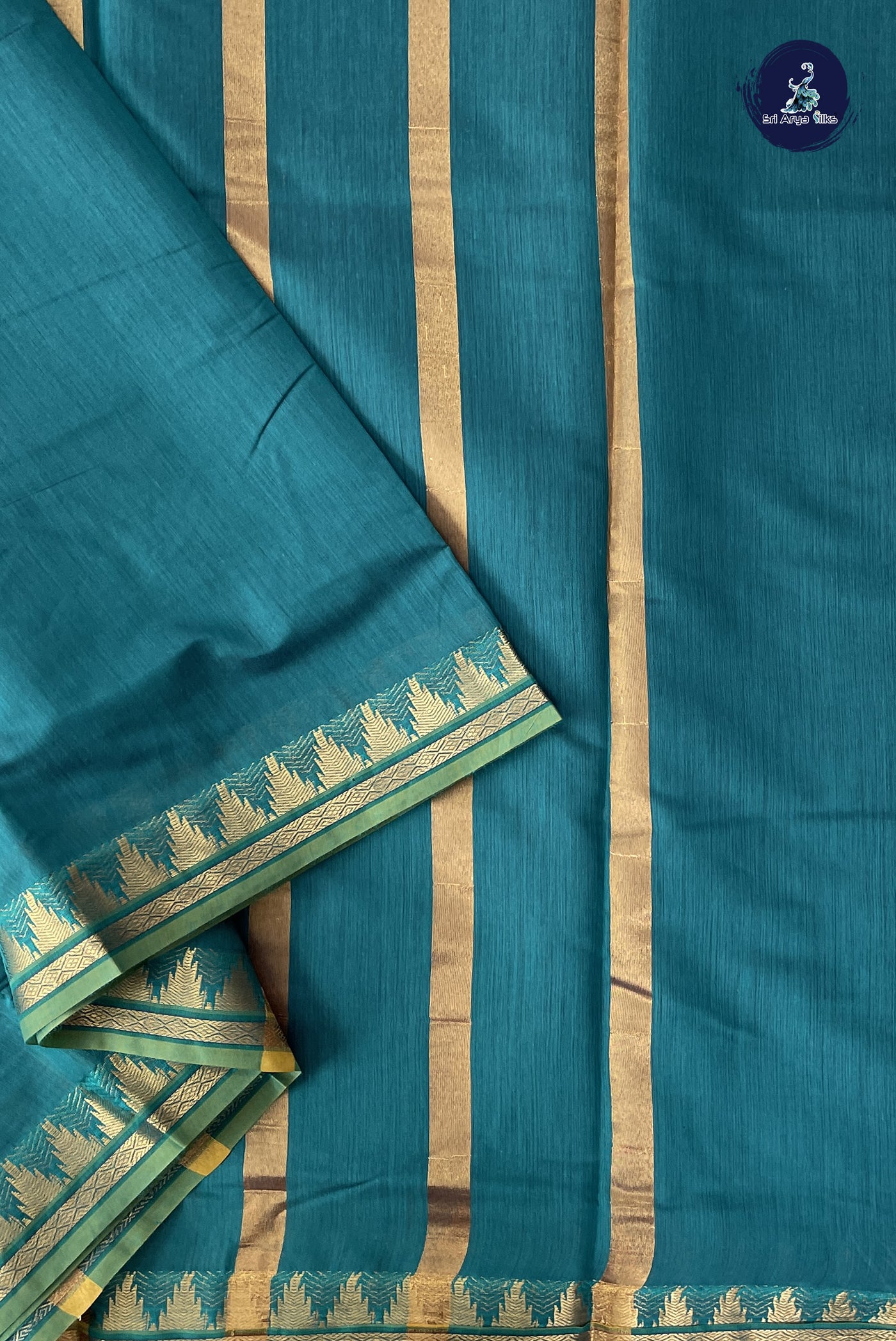 Sapphire Green Madisar Semi Silk Cotton Saree With Plain Pattern