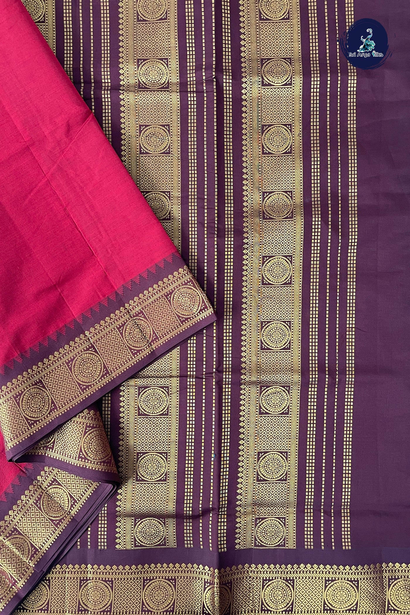 Red Half Pure Madisar Silk Cotton Saree With Plain Pattern