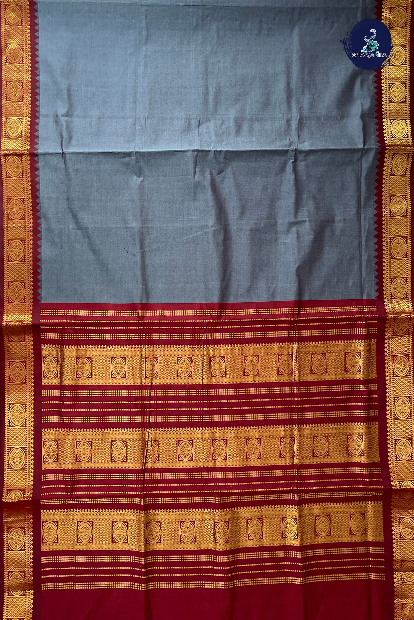 Grey Half Pure Madisar Silk Cotton Saree With Plain Pattern