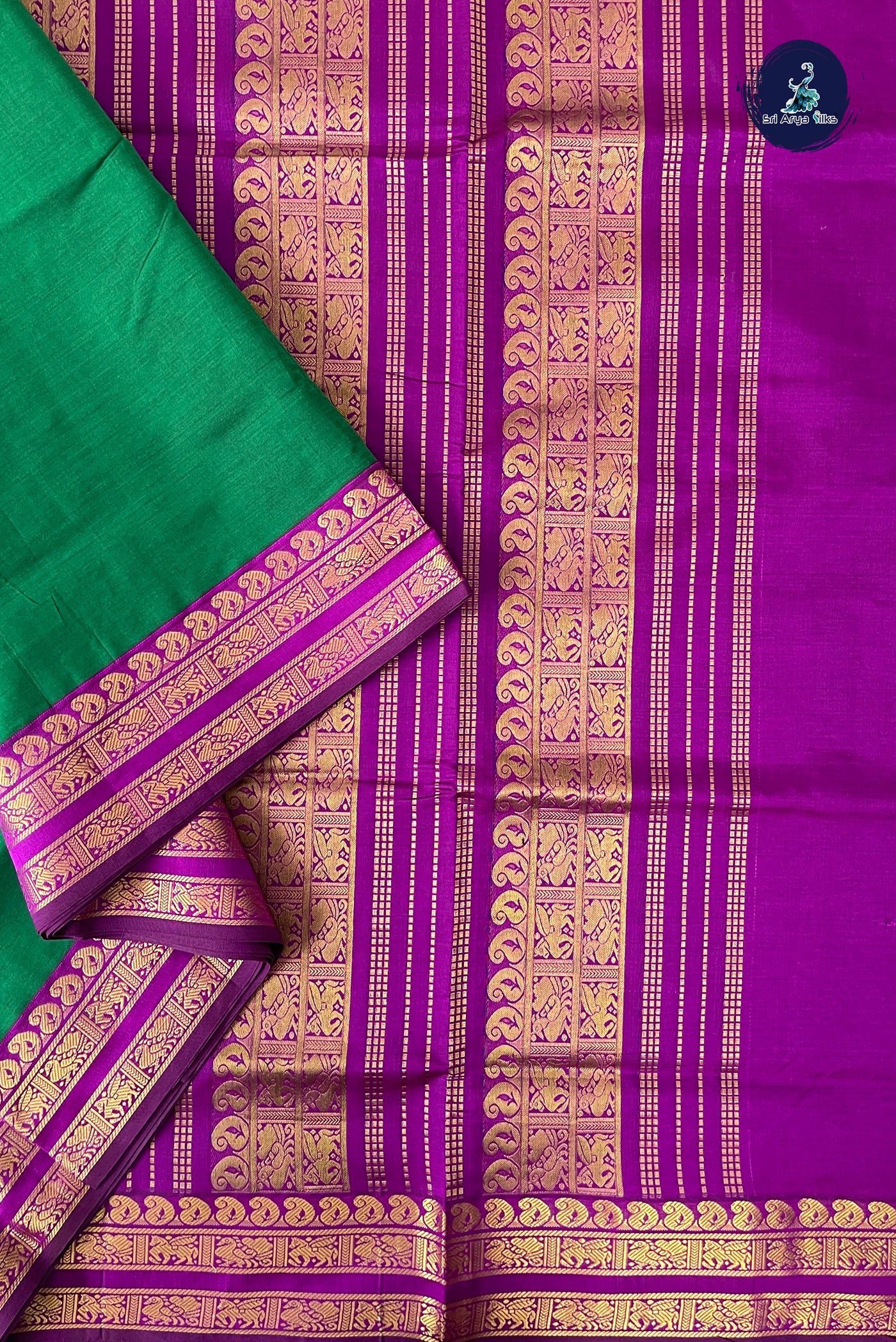 Dark Green Half Pure Madisar Silk Cotton Saree With Plain Pattern