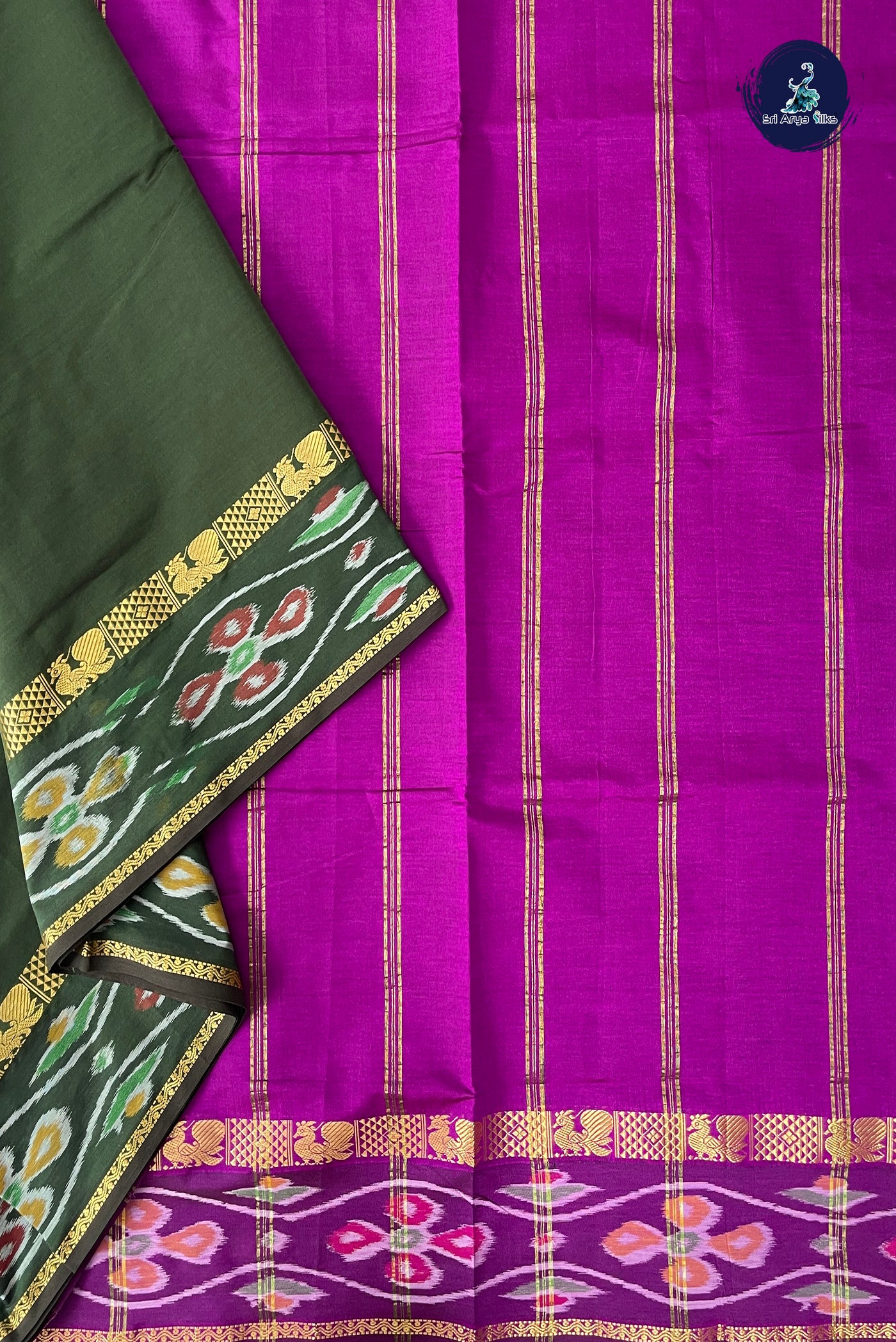 Dark Green Half Pure Madisar Silk Cotton Saree With Plain Pattern