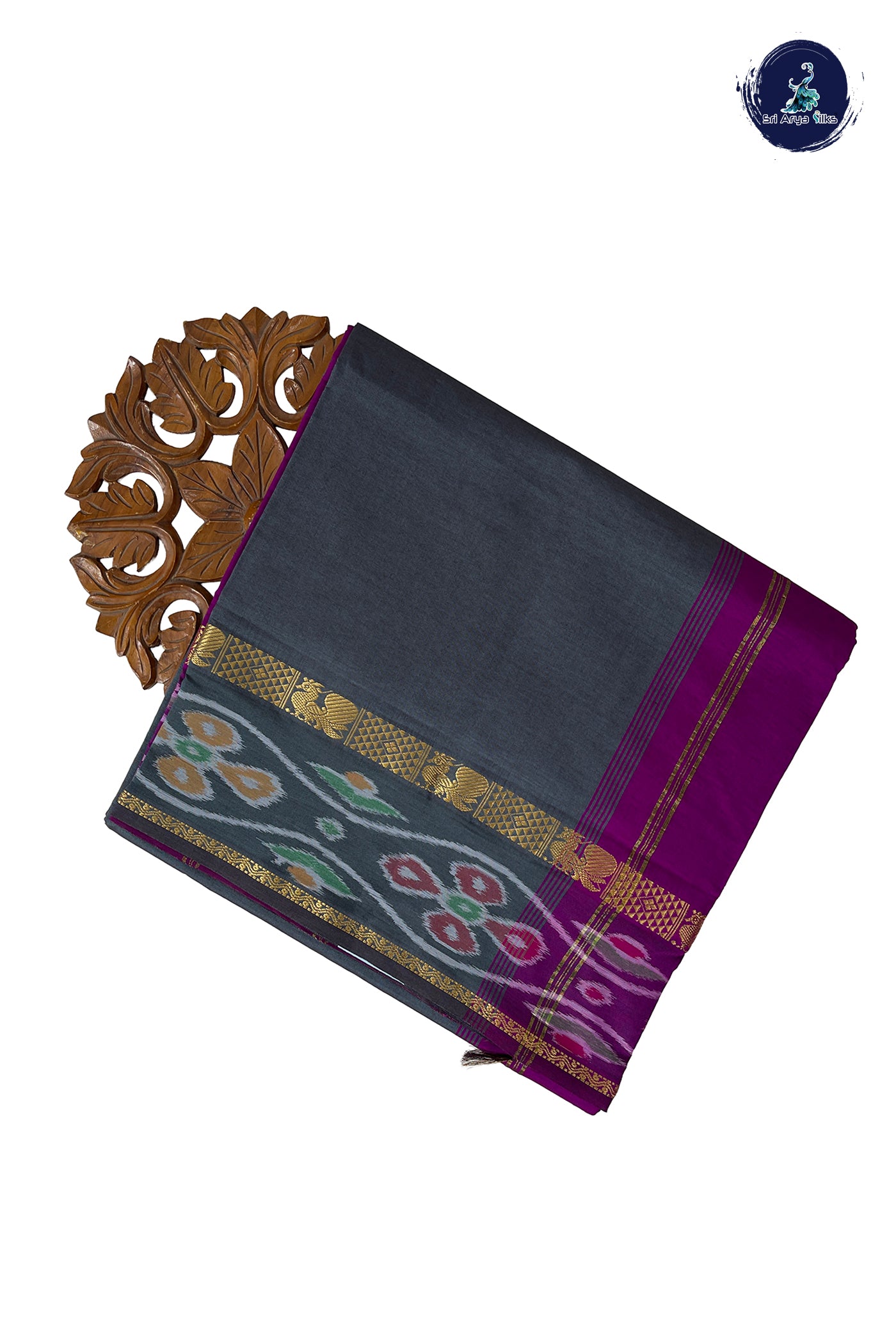 Grey Half Pure Madisar Silk Cotton Saree With Plain Pattern