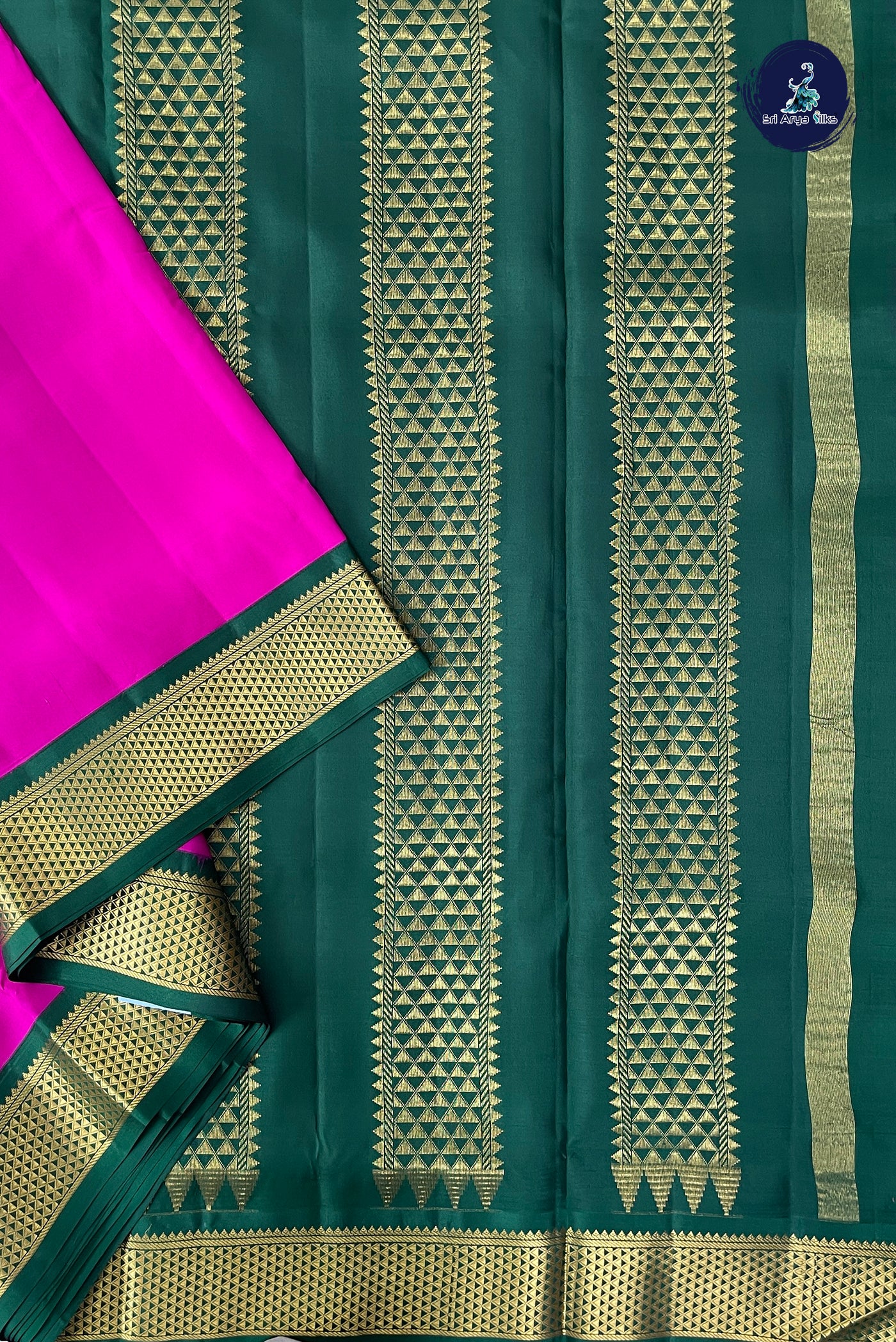 Dark Pink Madisar 10 Yards Silk Saree With Plain Pattern