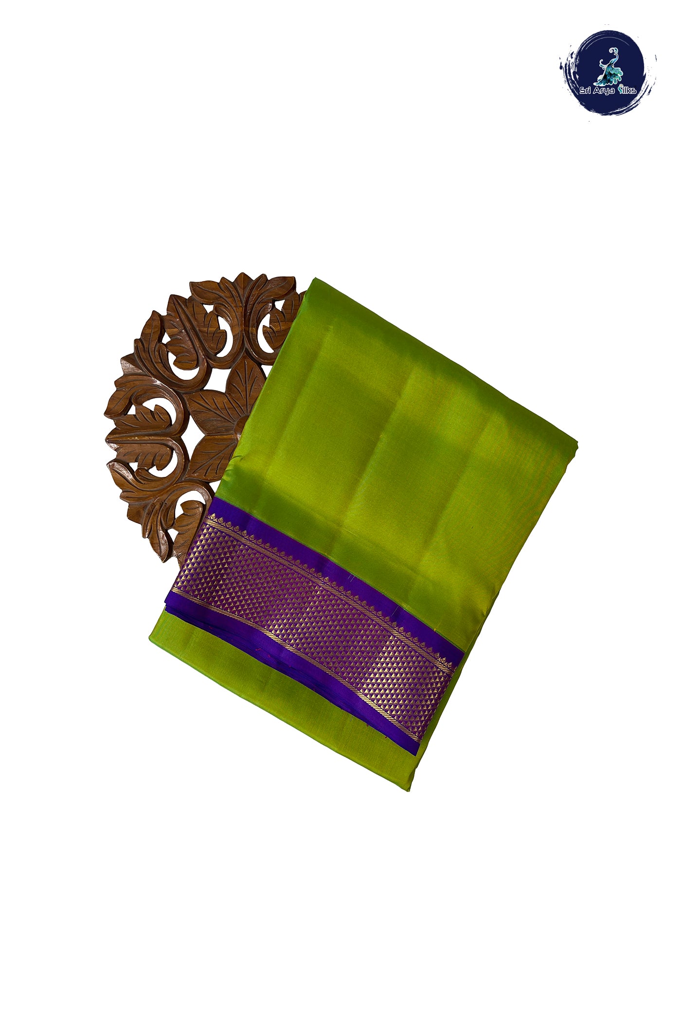 Flurocent Green Madisar 10 Yards Silk Saree With Plain Pattern