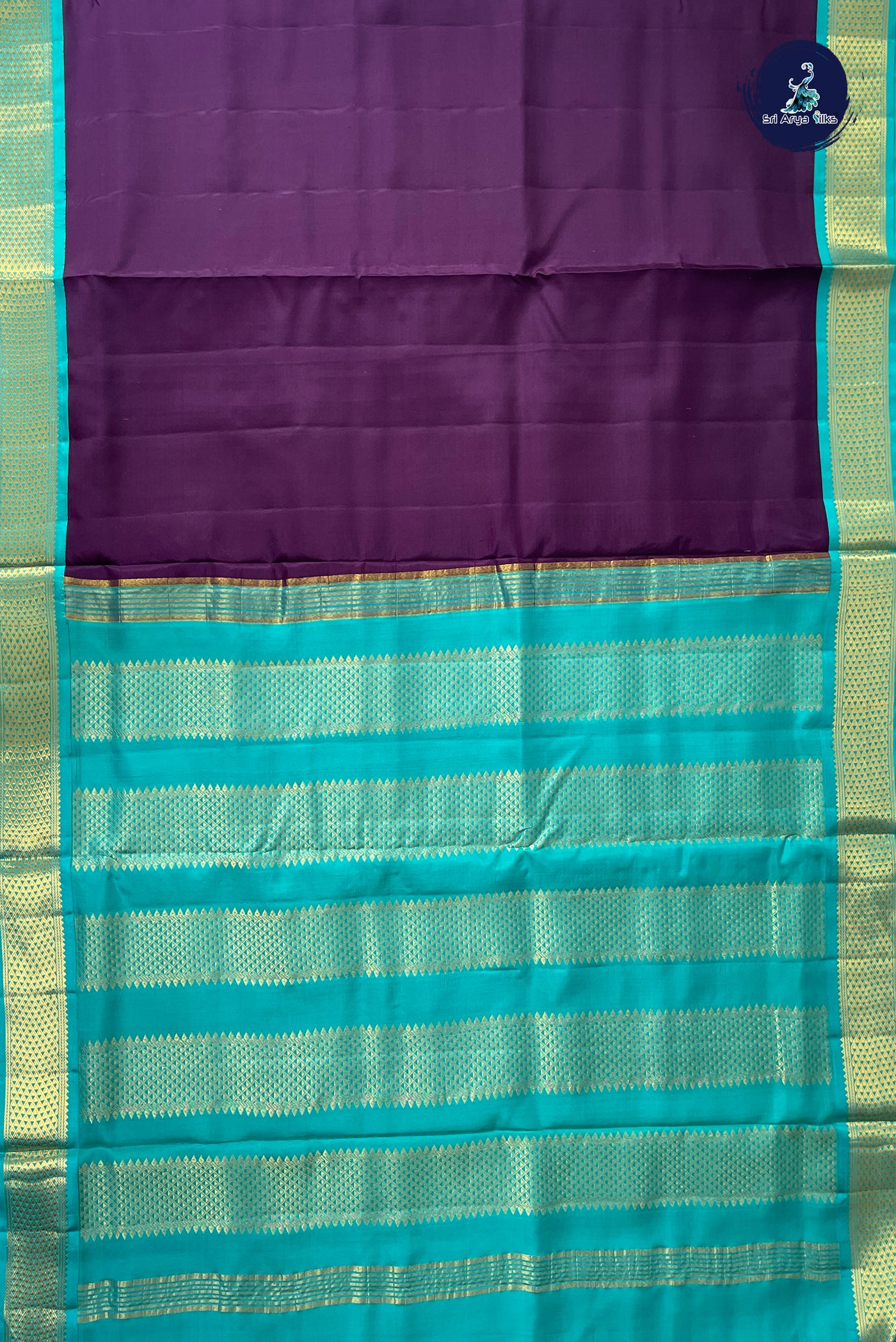 Jamun Madisar 10 Yards Silk Saree With Plain Pattern