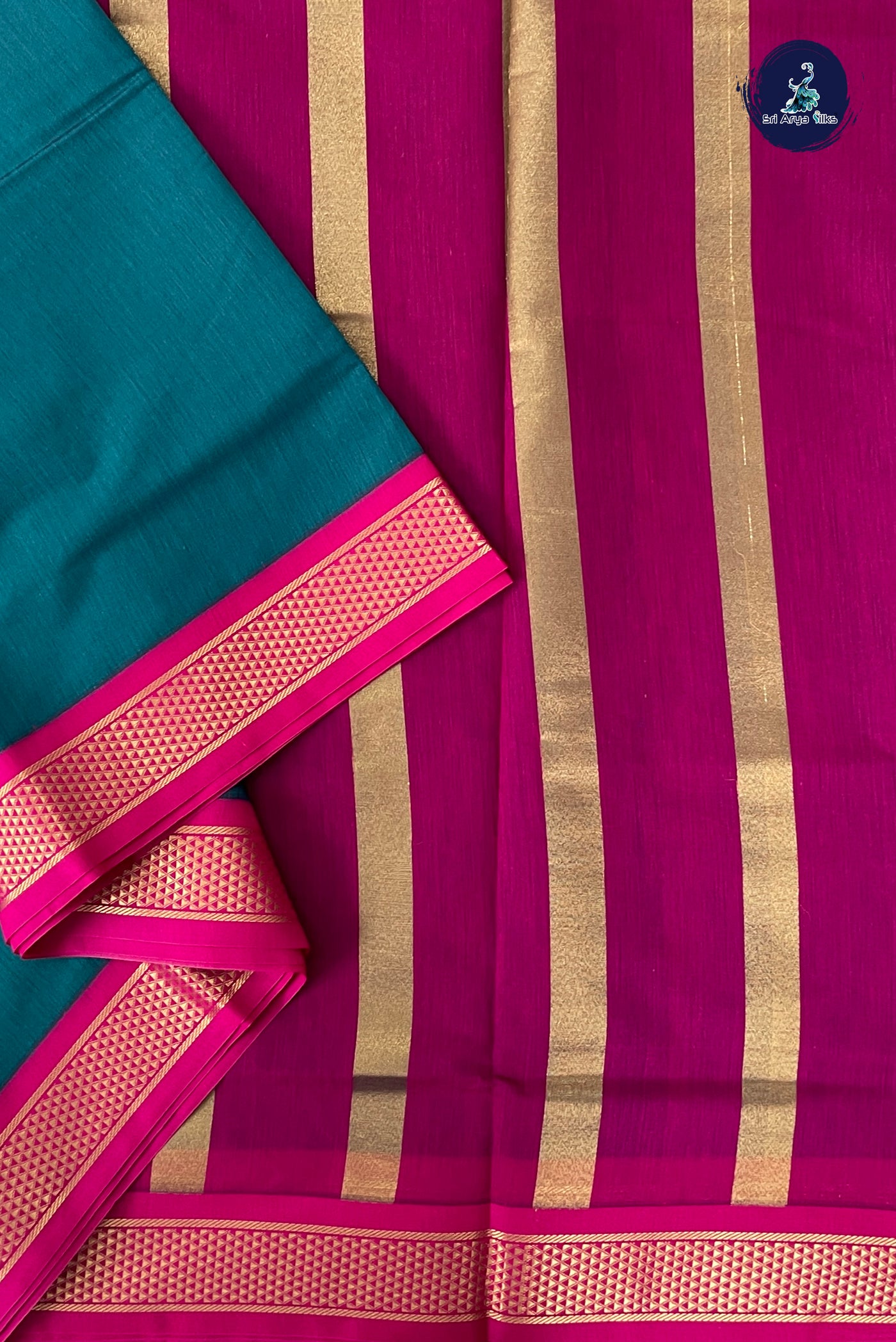 Sapphire Green Madisar Semi Silk Cotton Saree With Plain Pattern
