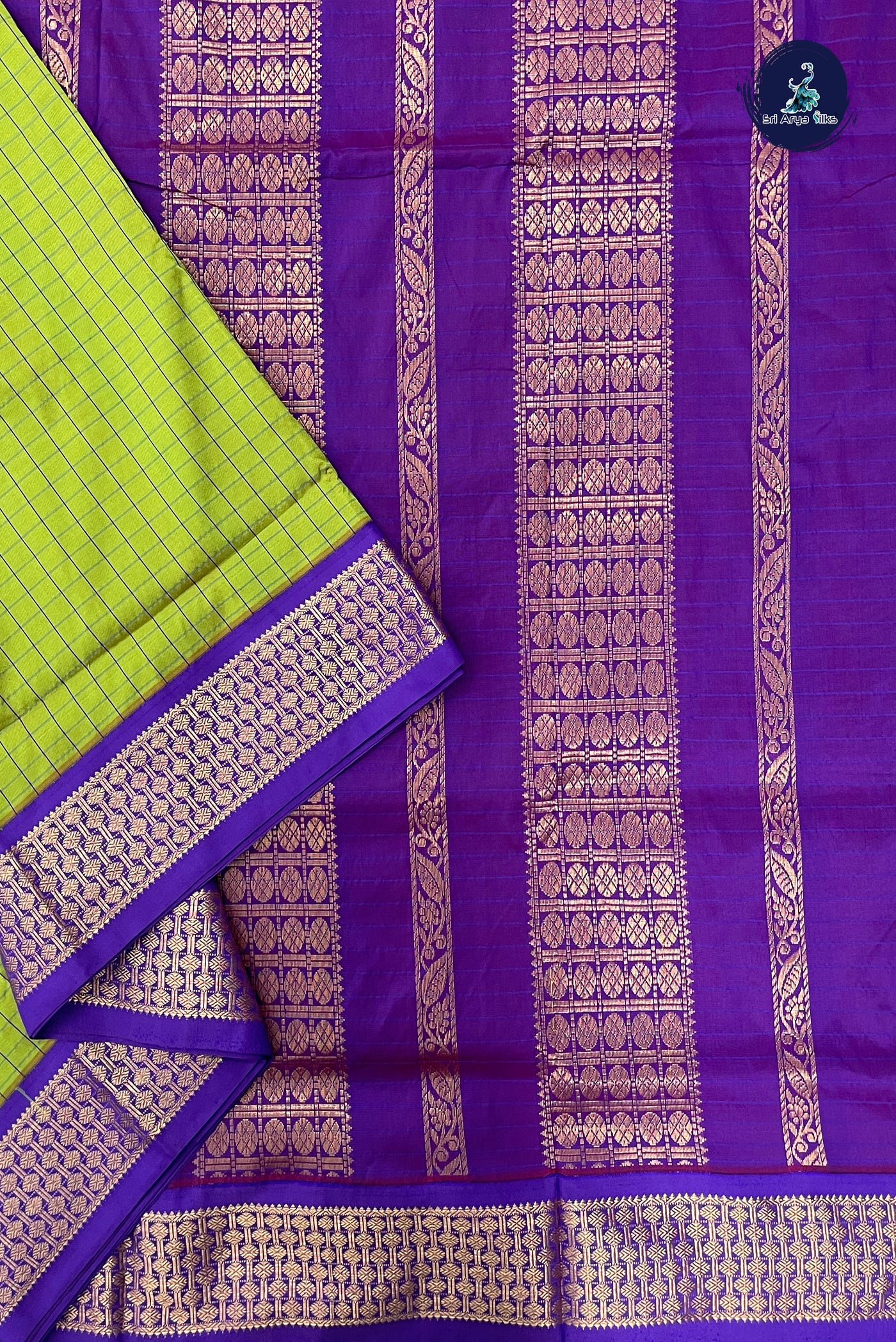 Parrot Green Madisar Semi Silk Saree With Checked Pattern